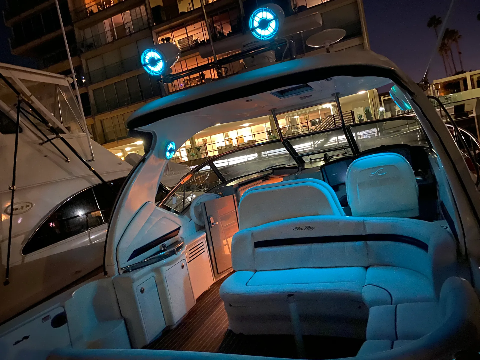 43’ Searay Sundancer Sport Yacht Newport Harbor Cruise