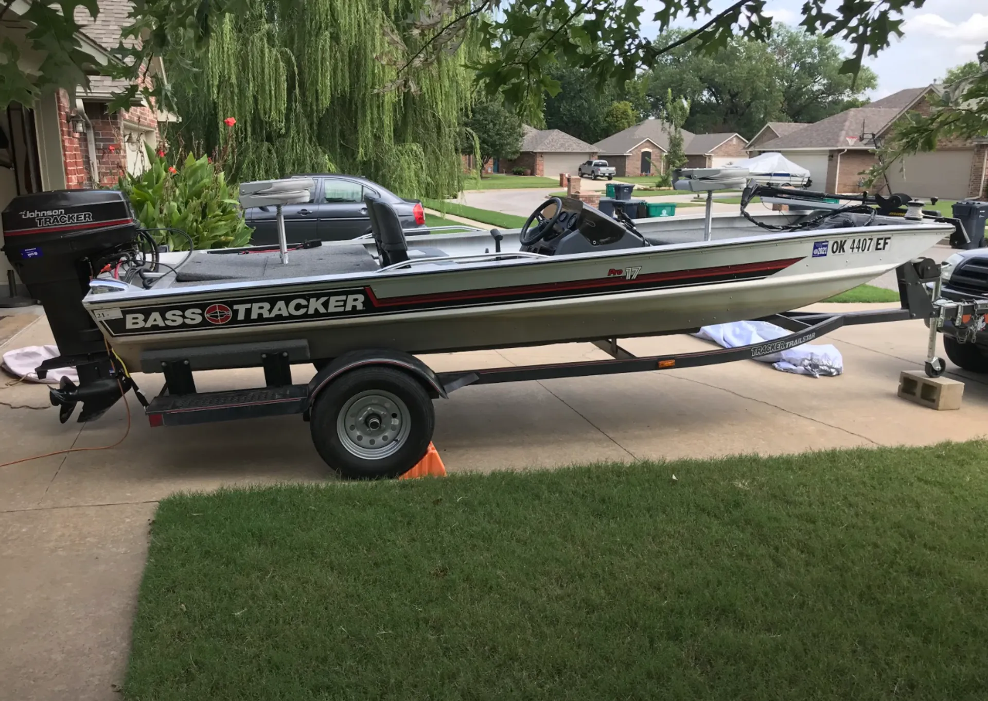 Tracker by Tracker Marine Pro 17  in Yukon, OK — photo 2
