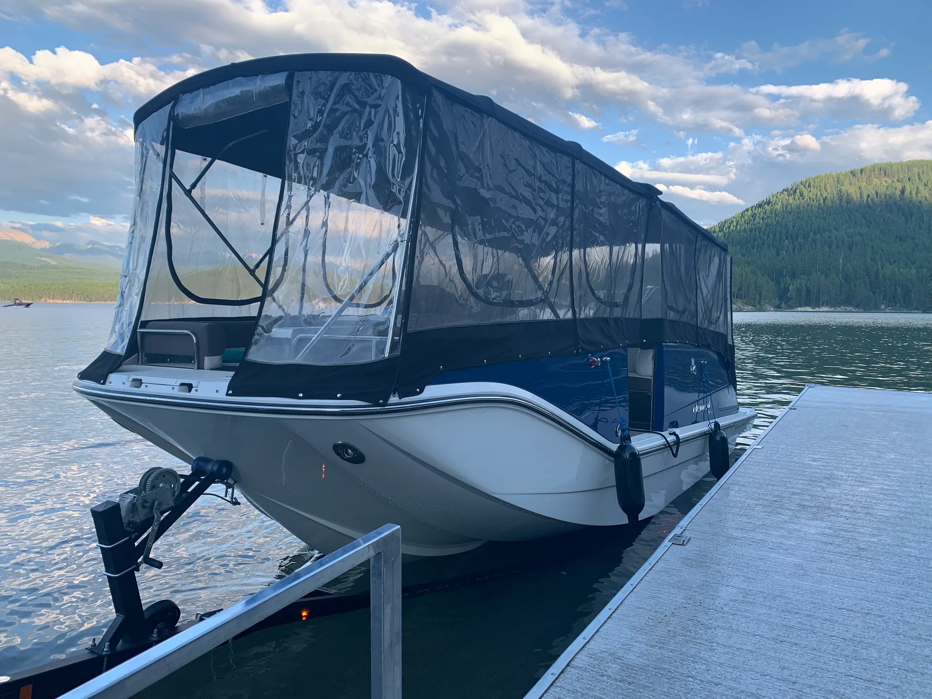 Bayliner Element XR7 Verado  in Bigfork, MT — photo 4
