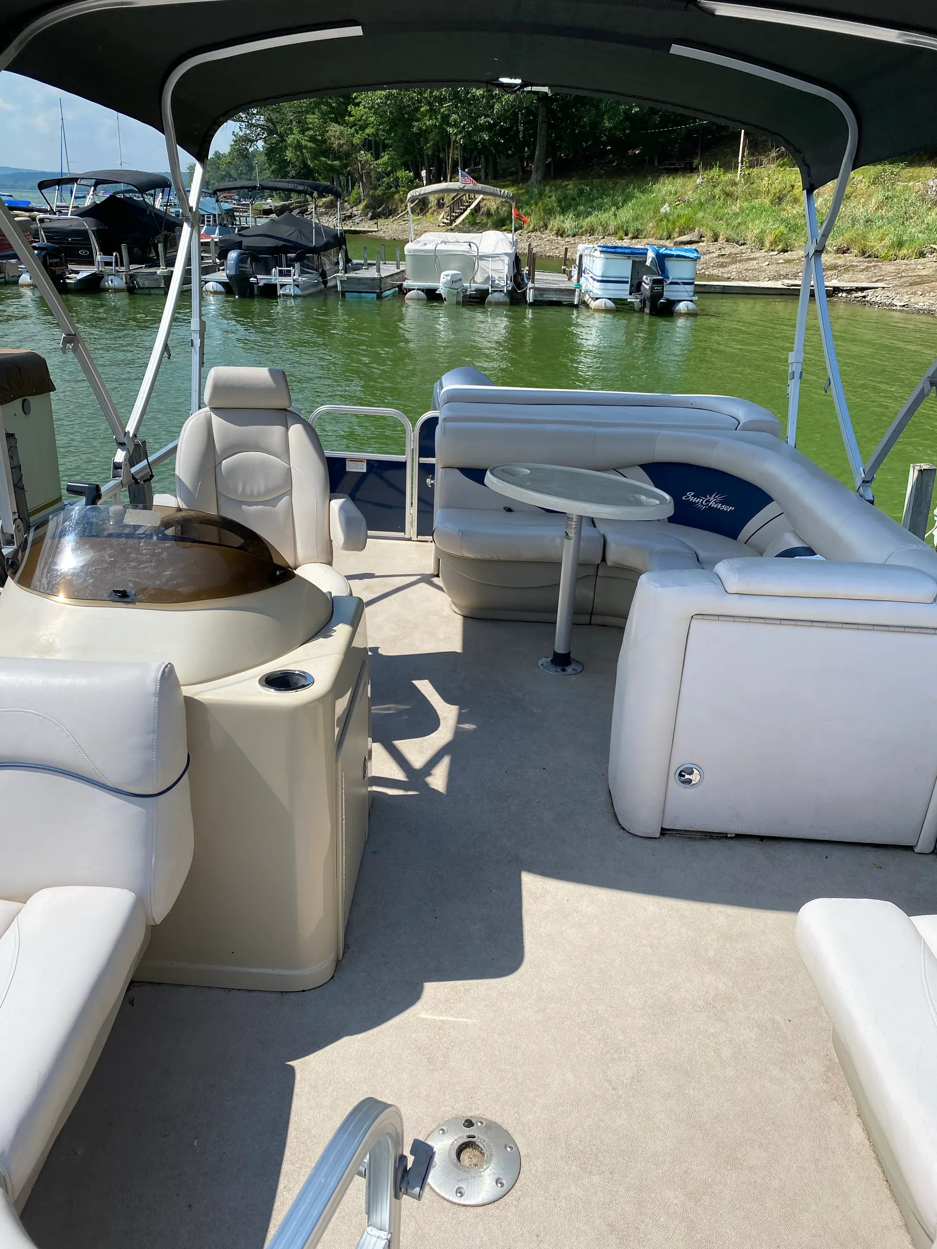 Sun Chaser 2300 in Lakeville, PA — photo 3