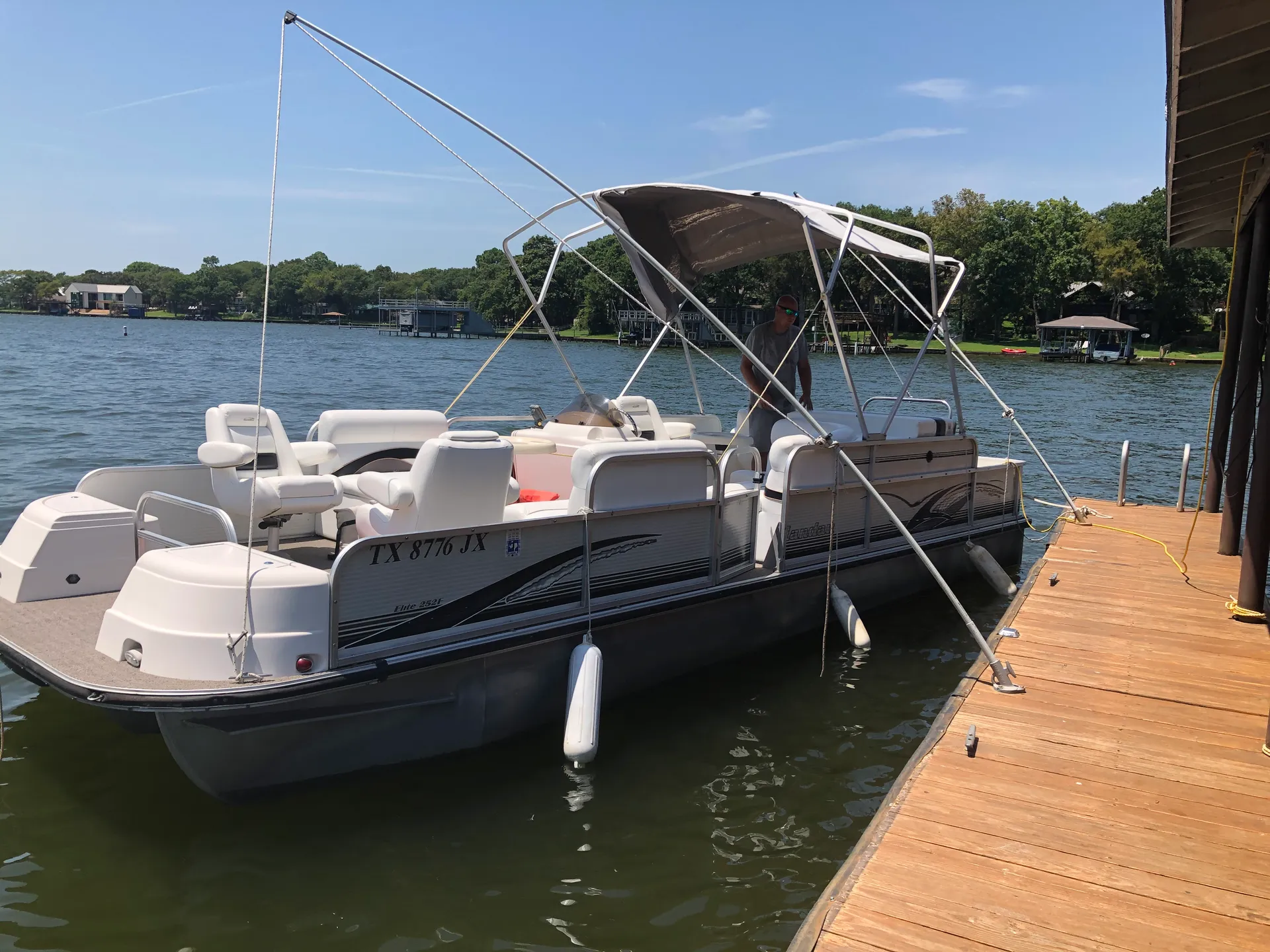 Landau 255 Elite in Log Cabin, TX