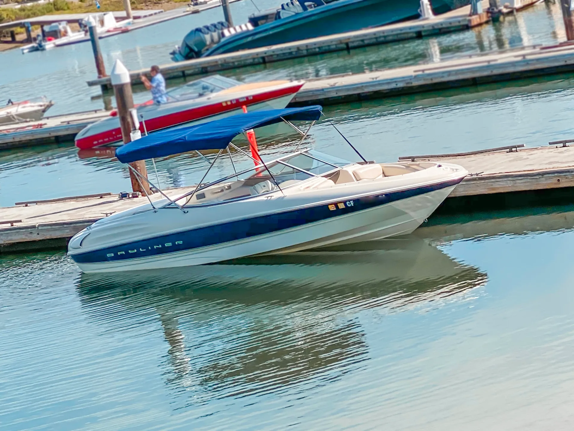 Bayliner 2050 Capri BR  in Newport Beach, CA — photo 5