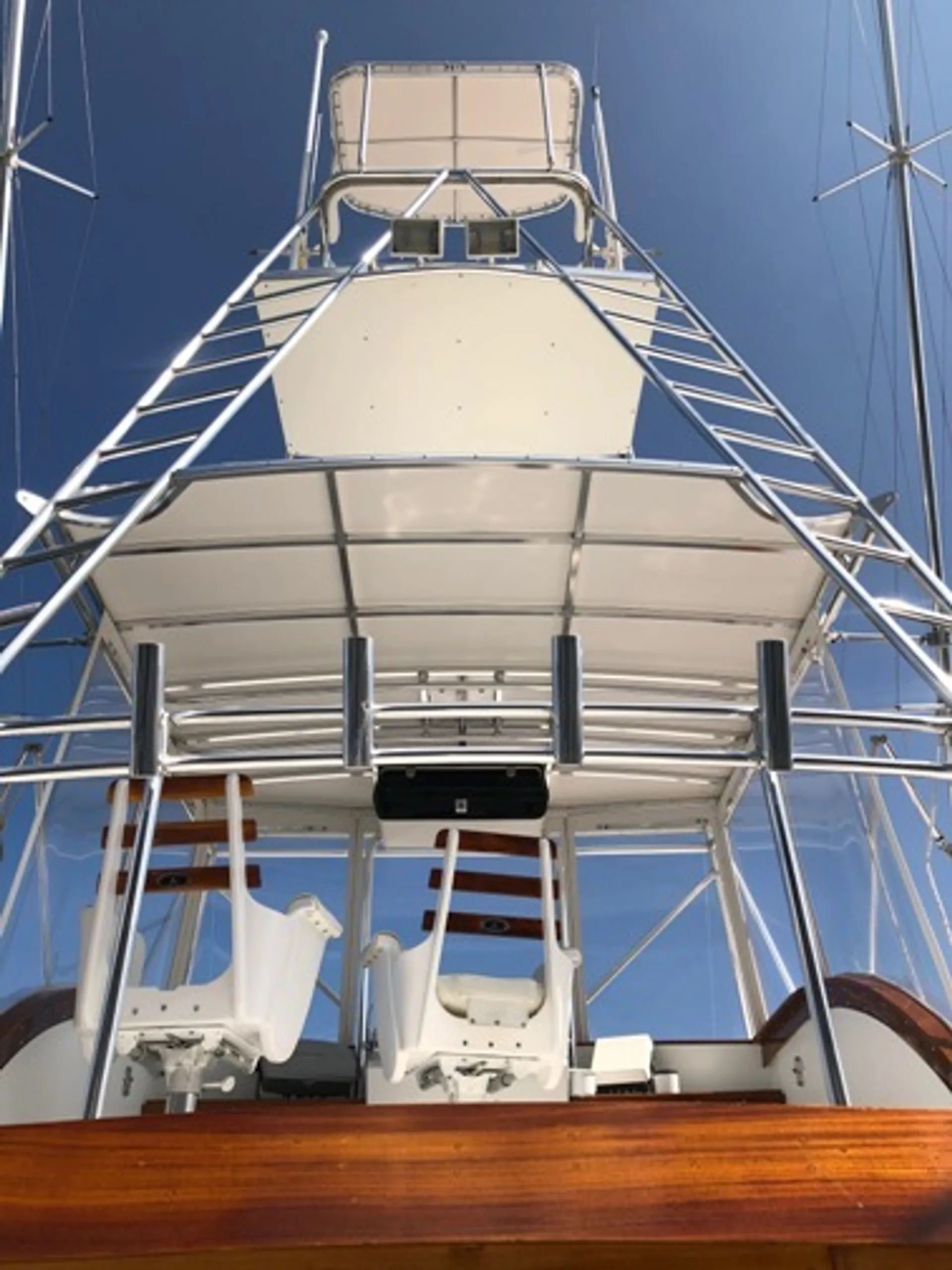 Willis Craft 48' Sportfisherman in Islamorada, FL — photo 4