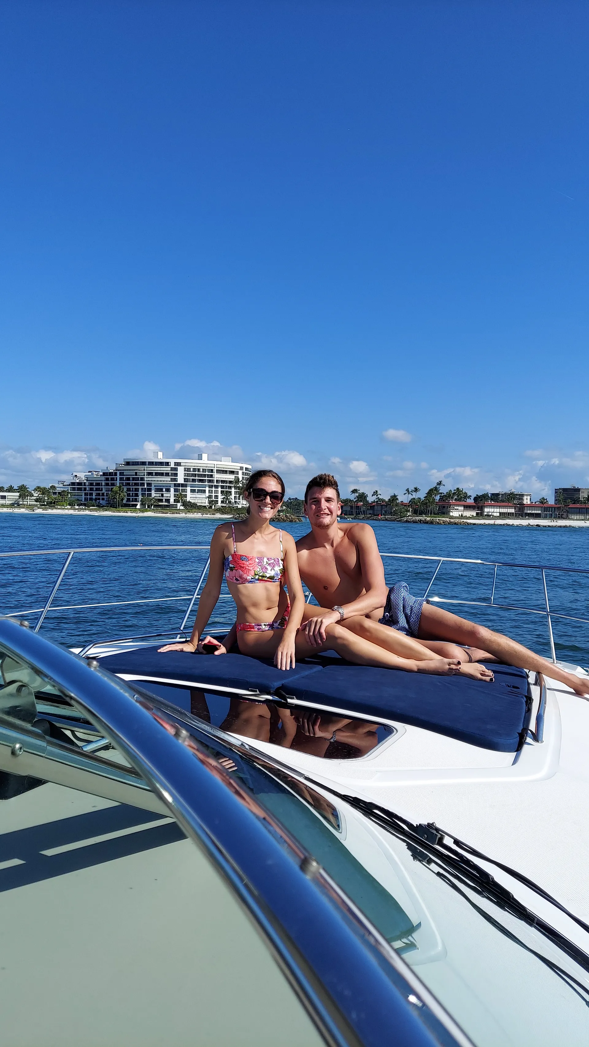 Heaven On The Gulf  - Sleek 40' Searay Sundancer! 