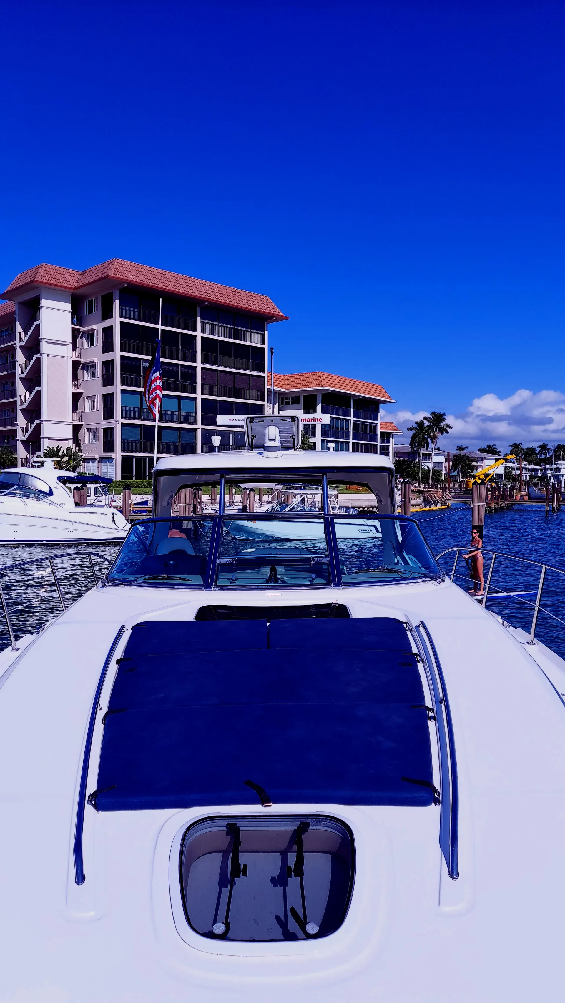 Heaven On The Gulf  - Sleek 40' Searay Sundancer! 