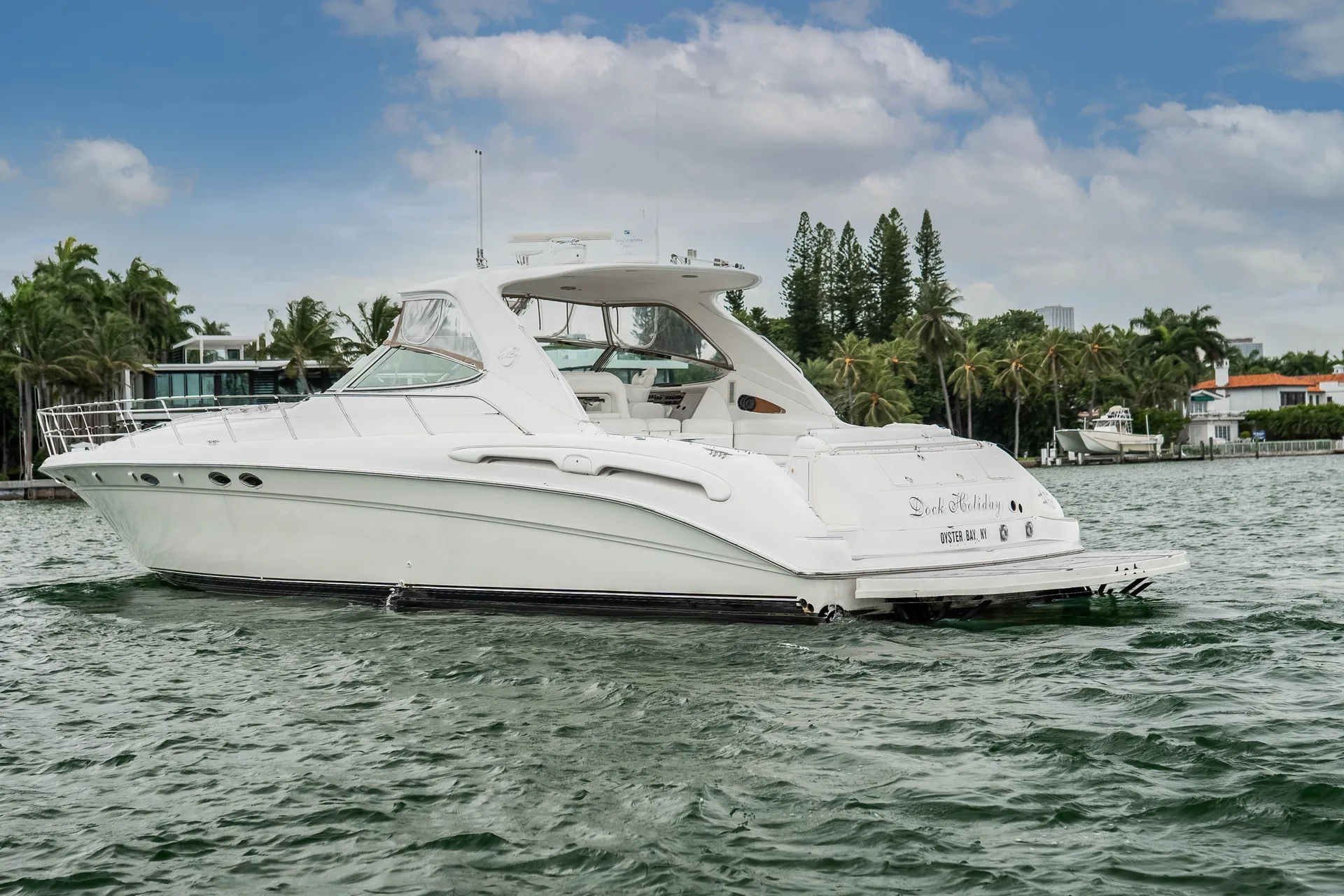 Sea Ray Boats 540 Sundancer in Miami, FL — photo 3