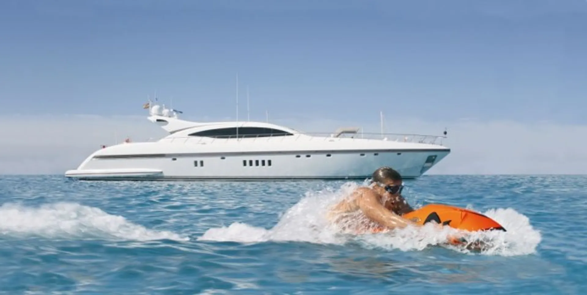 Mangusta Mangusta in Miami Beach, FL — photo 2