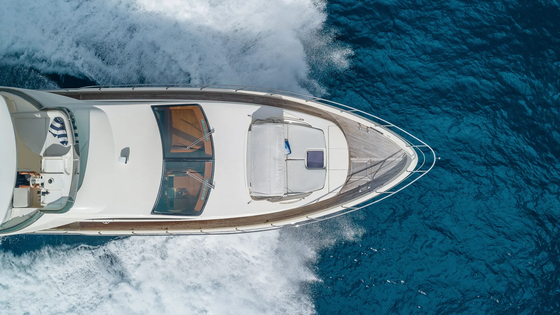 Azimut FLY in Miami Beach, FL — photo 7