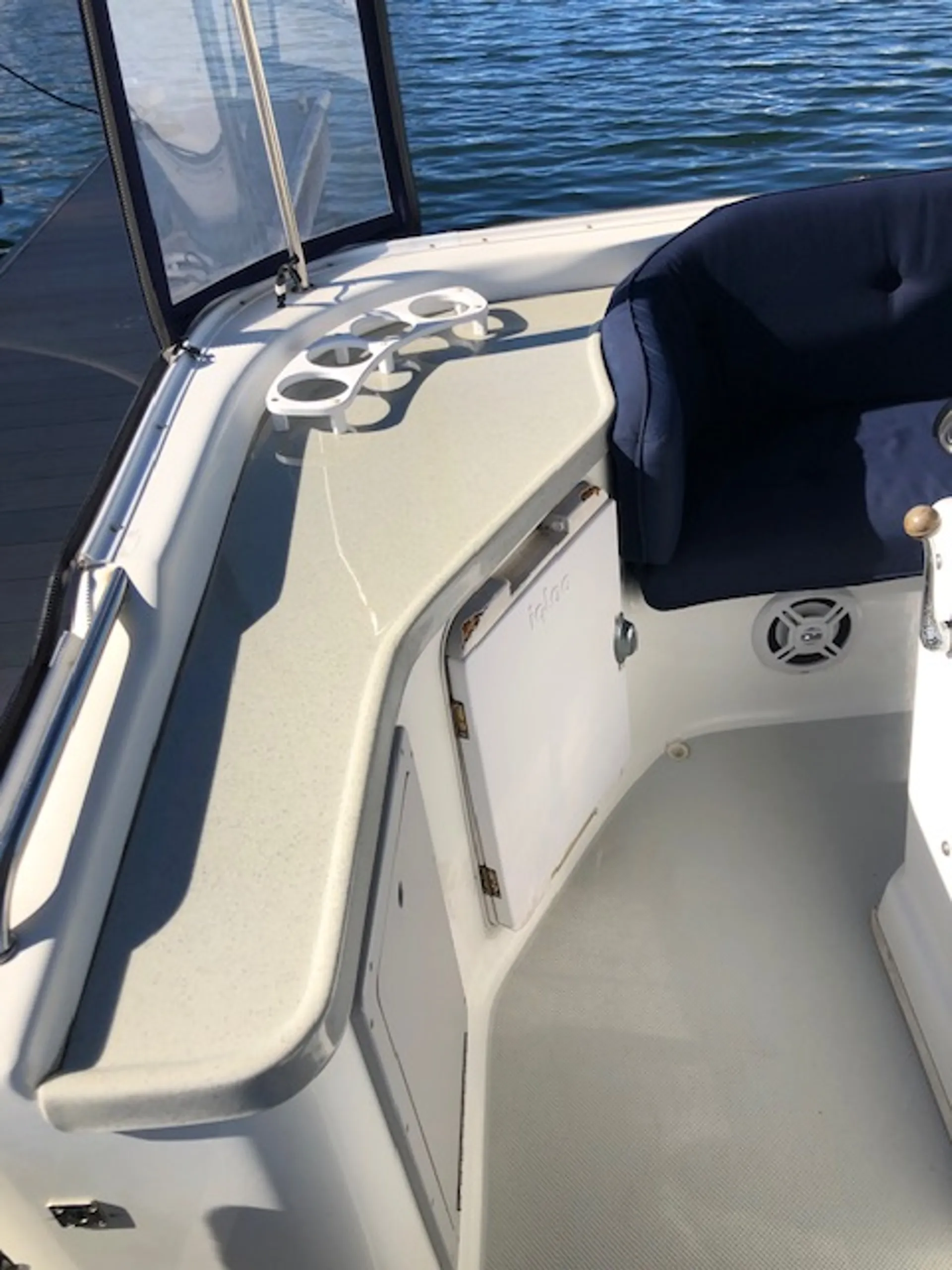 ElectraCraft Partycruiser 16 in Oxnard, CA — photo 8