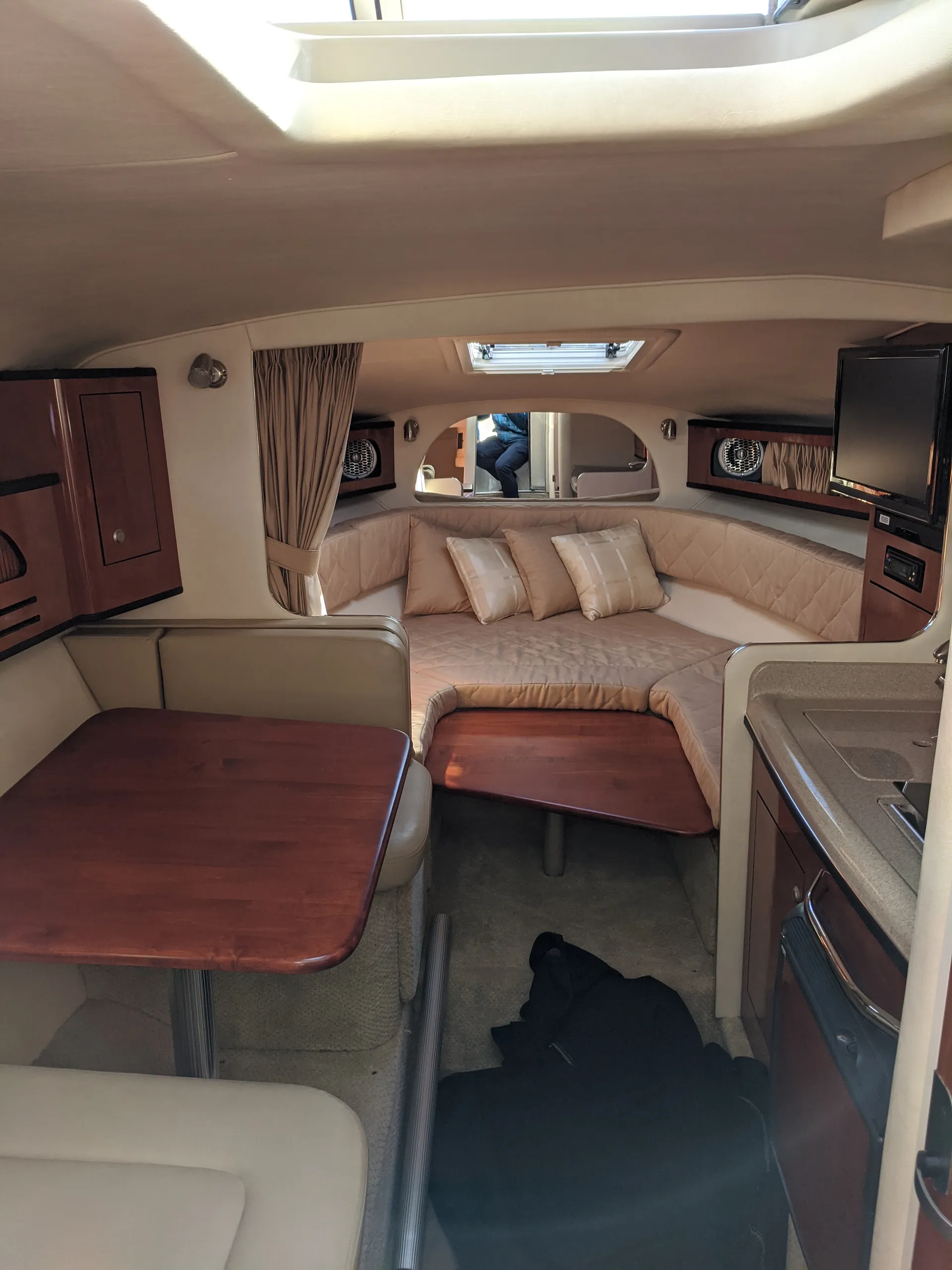 Sea Ray Boats 280 Sundancer in Seattle, WA — photo 3