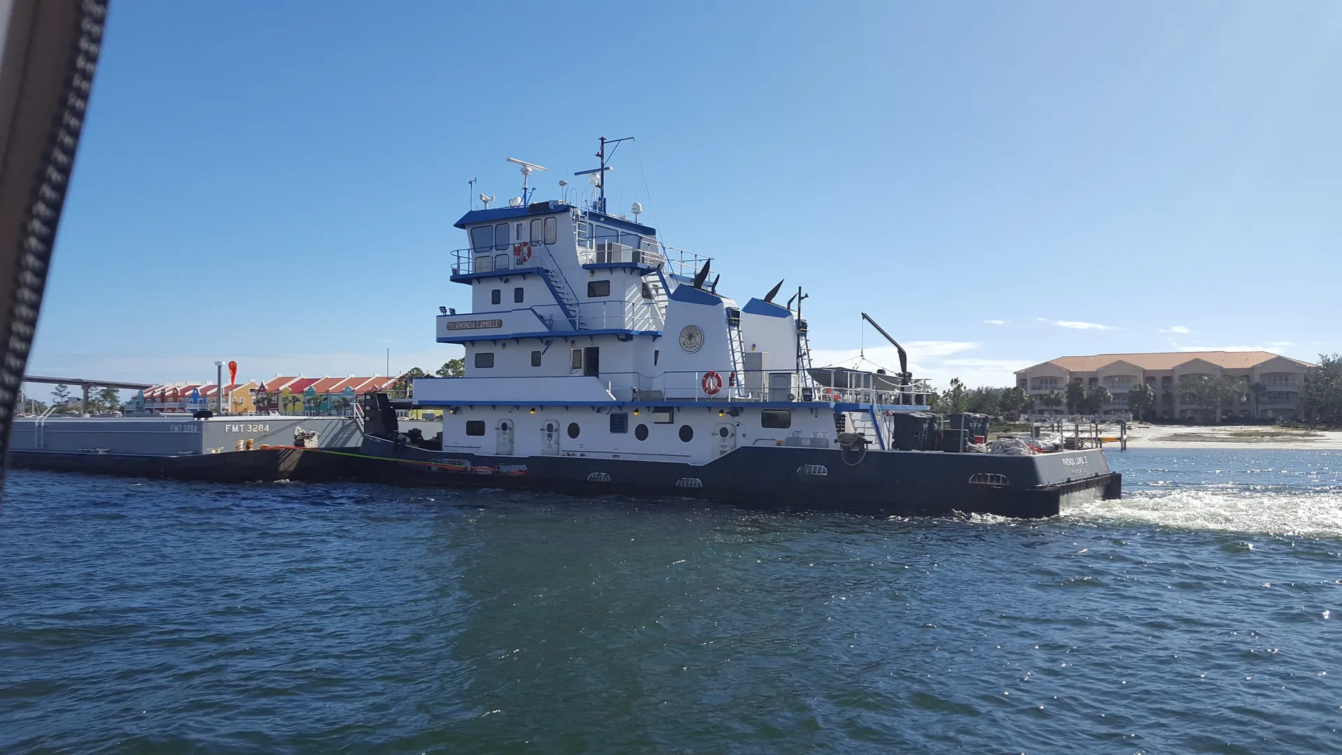 Sea Ray Boats 340 Sundancer in Orange Beach, AL — photo 4