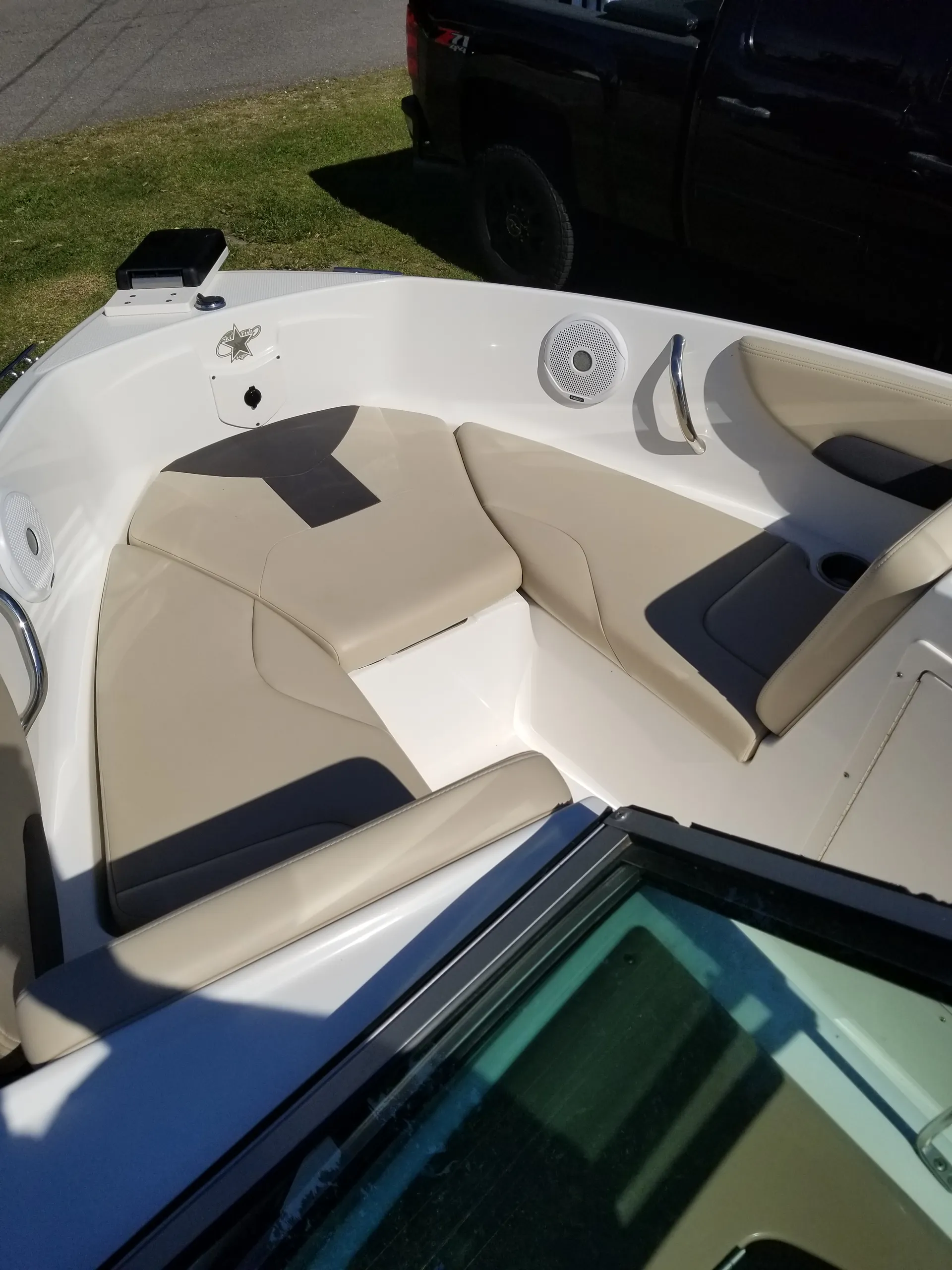 Chaparral Boats 19' Sport Ski Fish in Kenner, LA — photo 7