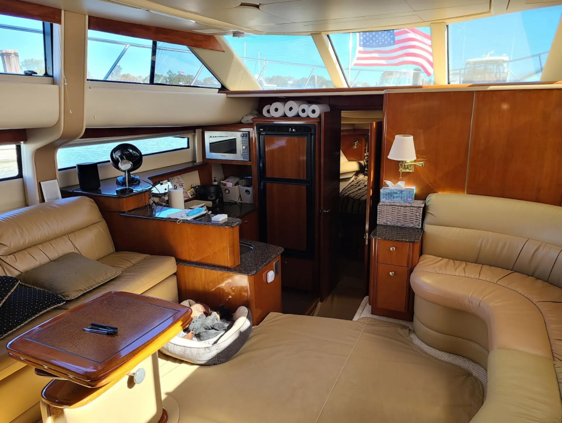 Meridian Yacht for a Perfect Trip 