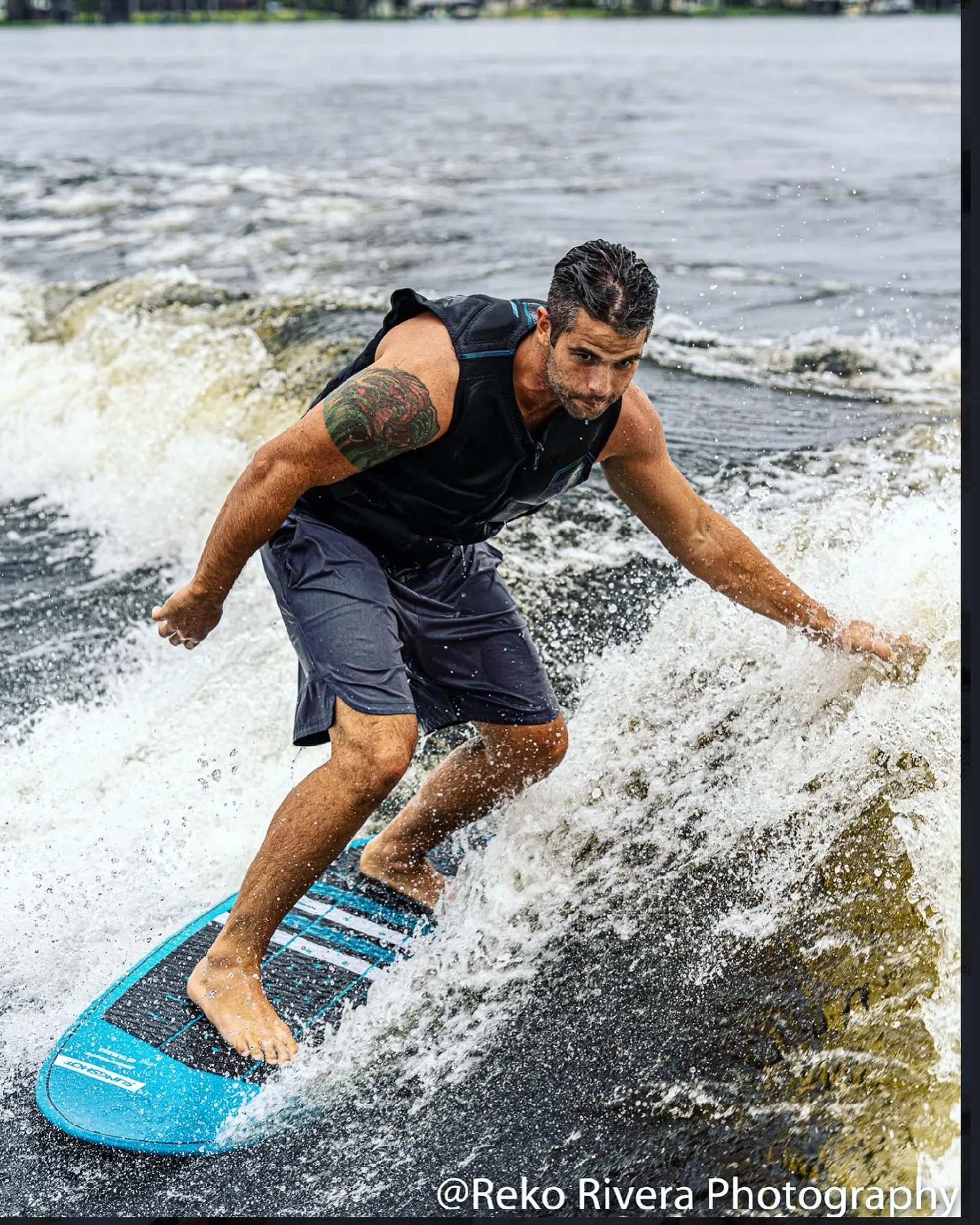 ***10% OFF SPECIAL! COMFORTABLE RELIABLE AND FUN BAYLINER DECK BOAT***