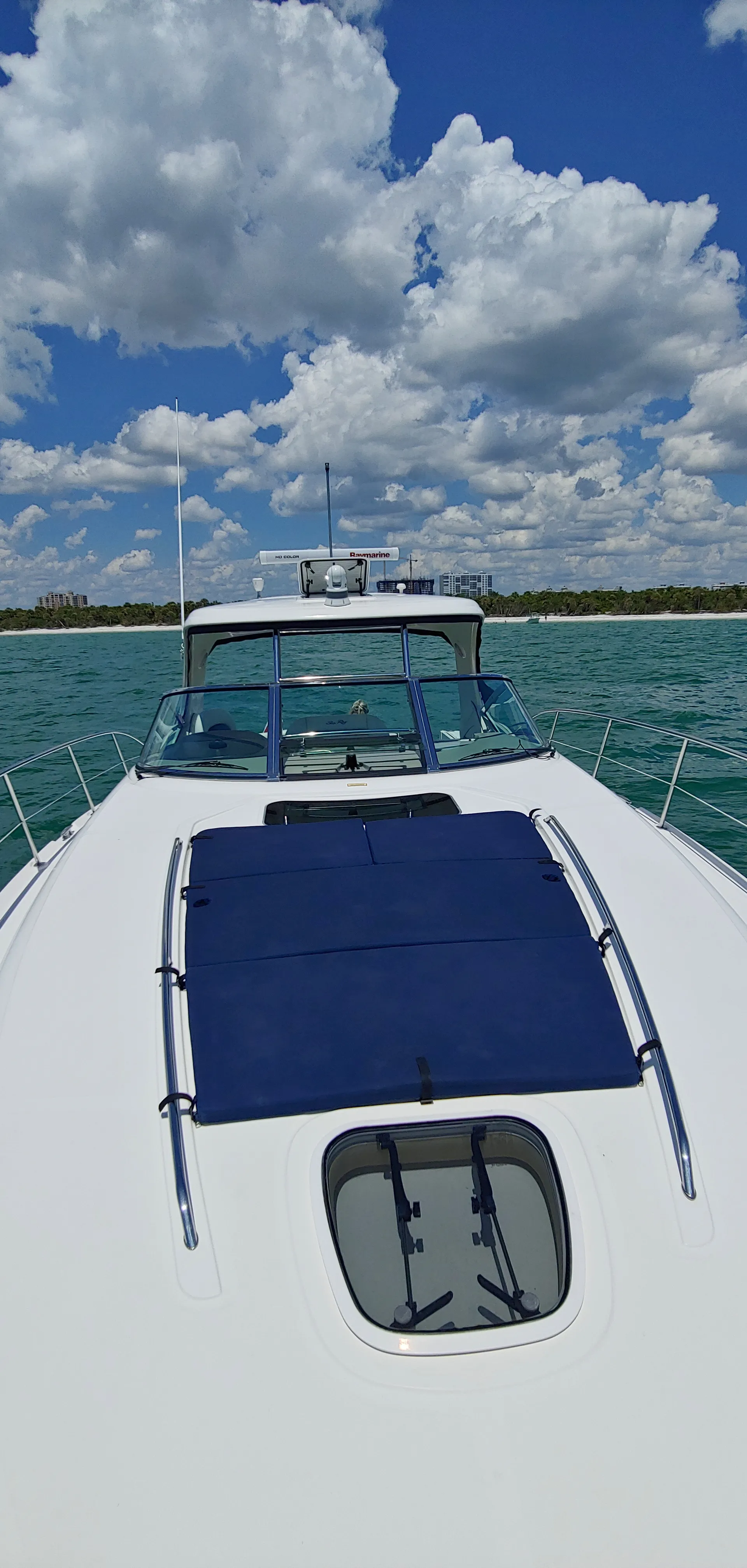 Heaven On The Gulf  - Sleek 40' Searay Sundancer! 