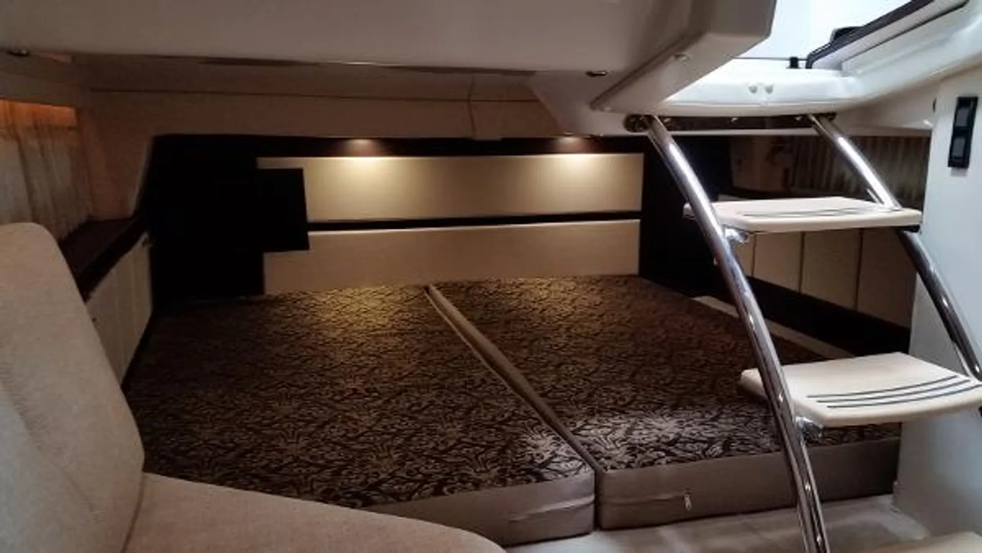 Regal Boats IO1152552 in New York, NY — photo 4