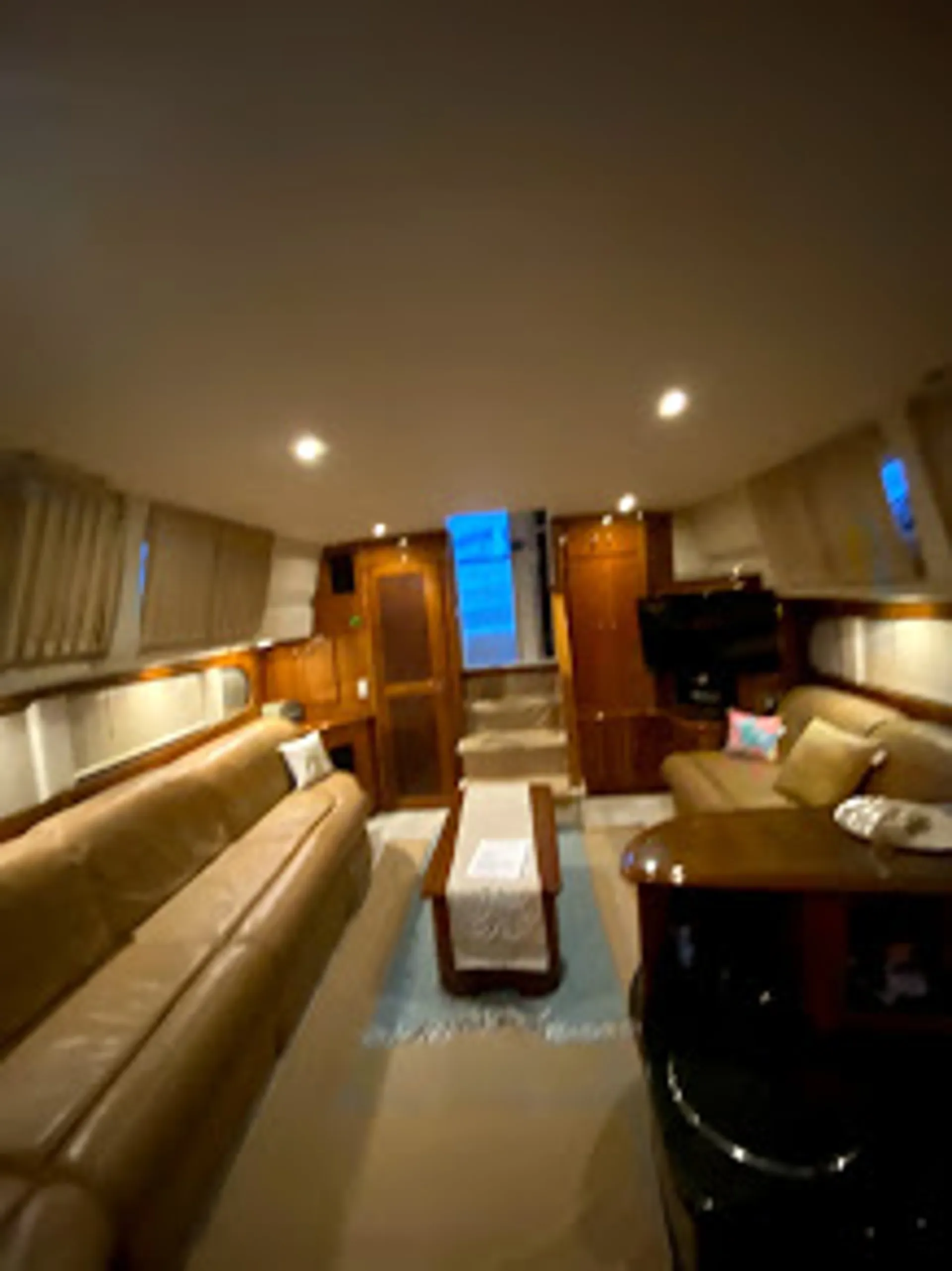 Carver Yachts 44 Cockpit Motor Yacht in Sarasota, FL — photo 8