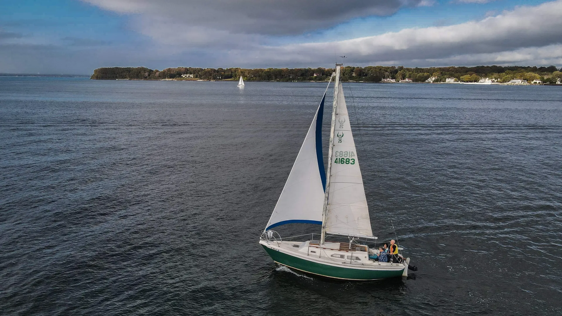 Enjoy An Adventure On L. I. Sound Sail 25’  sloop