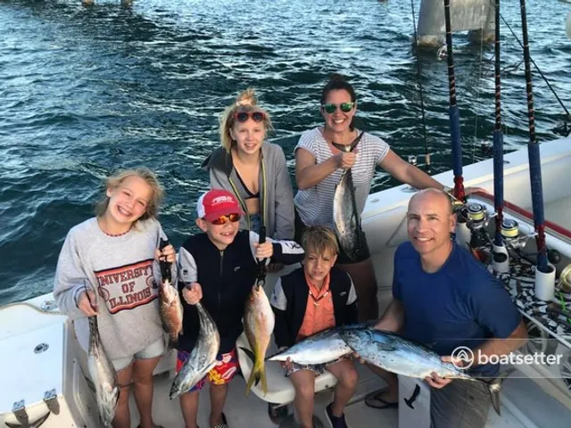 Rent a center console in Marathon, FL, United States near me