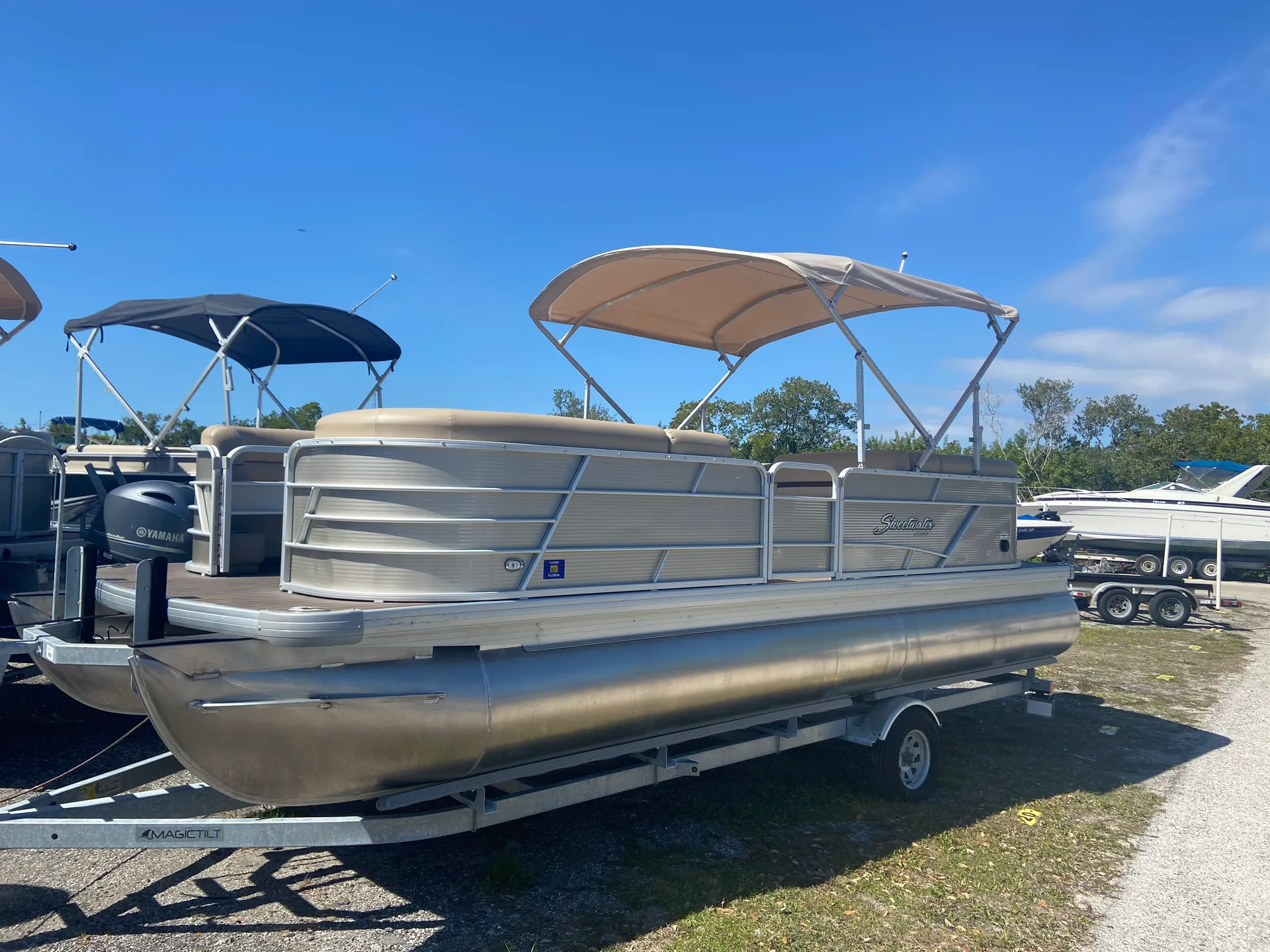 Sweetwater  22 Lounger  in Clearwater, FL — photo 2