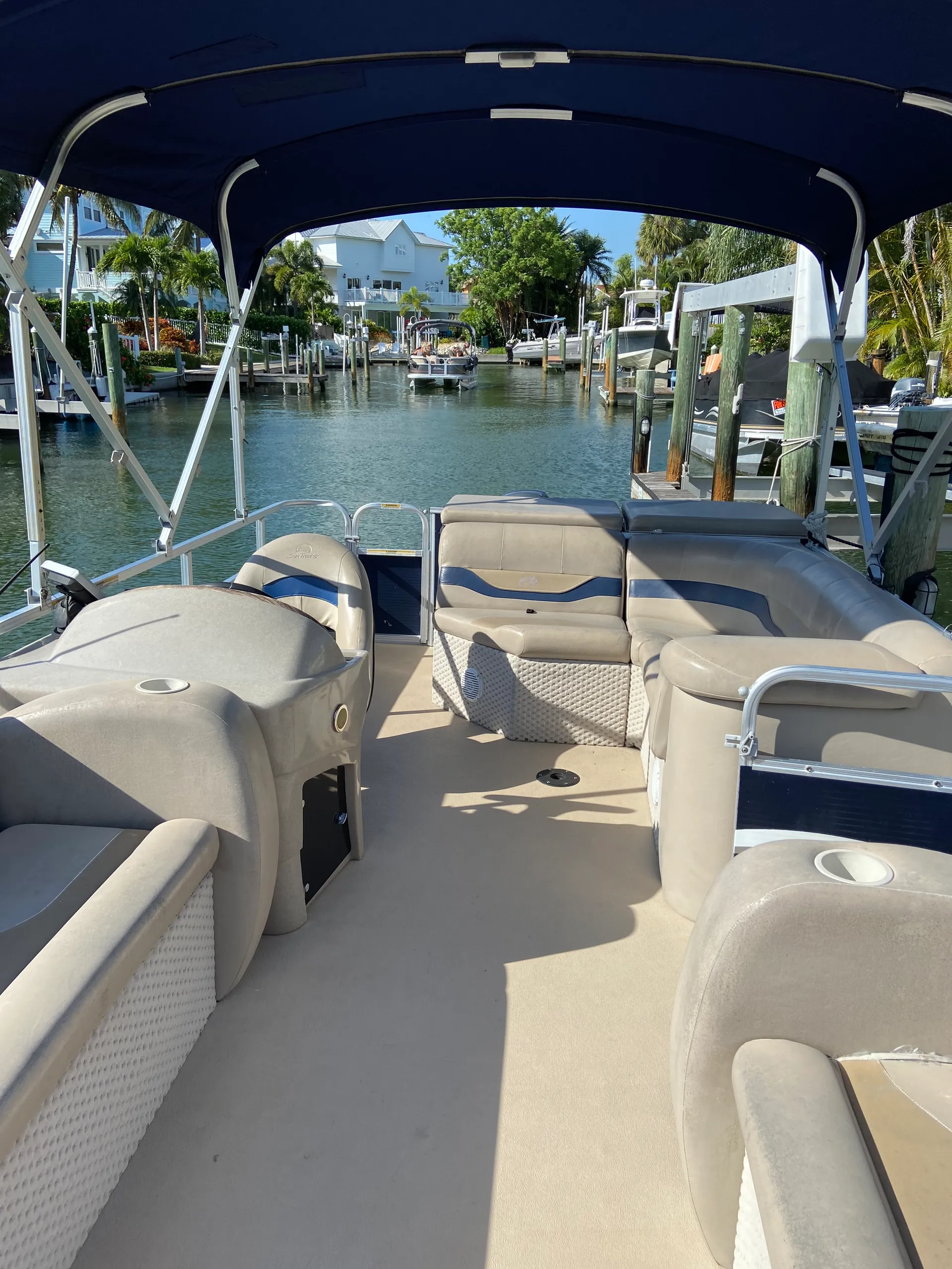Avalon Pontoons 19' LS in Palmetto, FL — photo 4