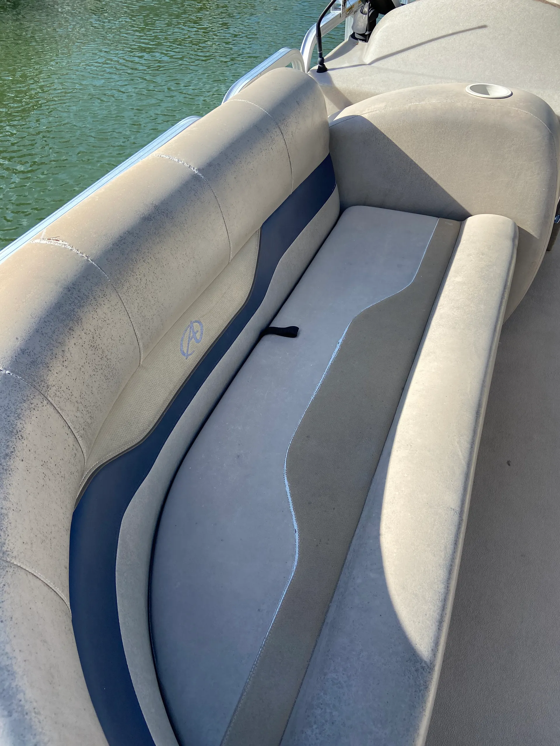 Avalon Pontoons 19' LS in Palmetto, FL — photo 5