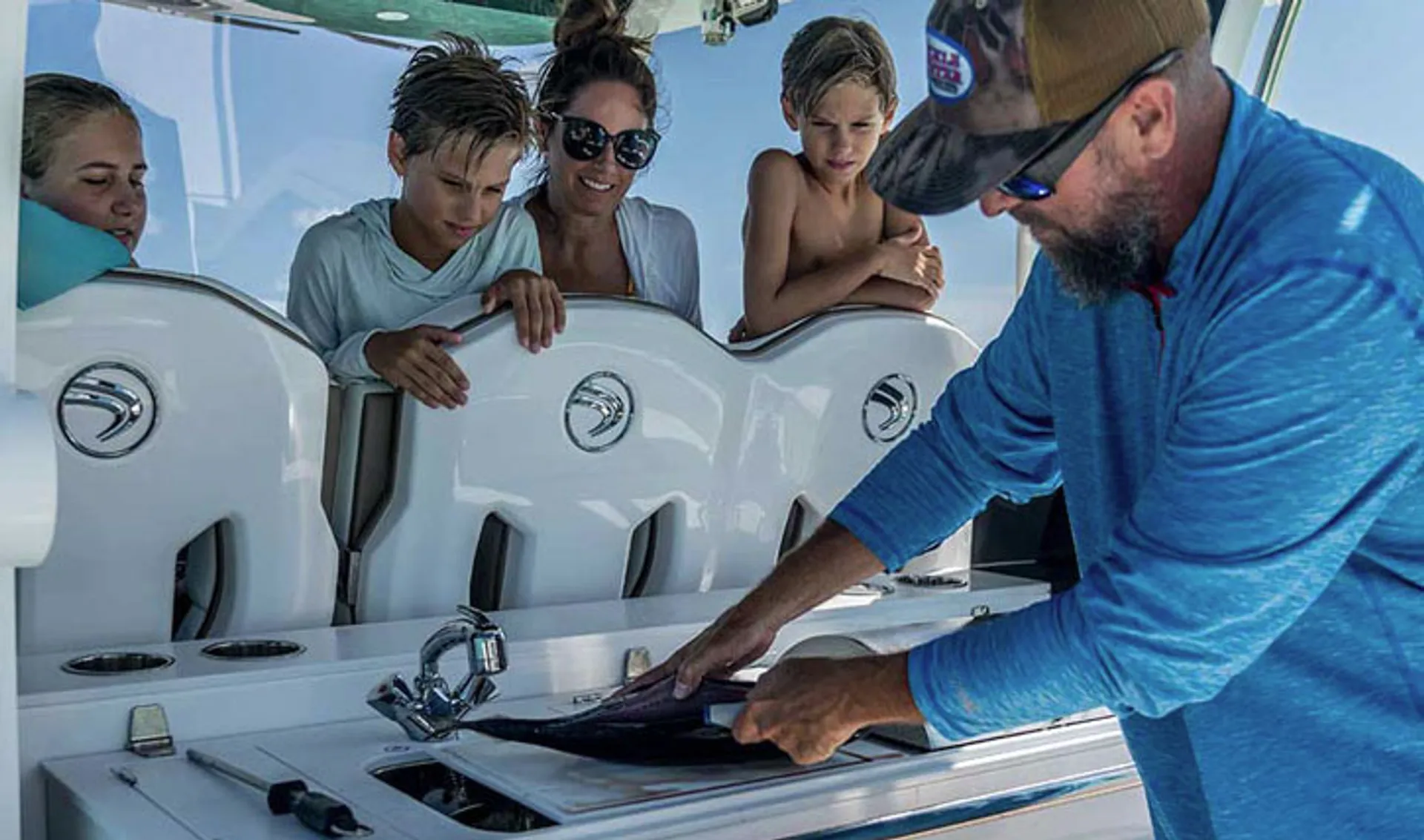 Edgewater Powerboats 370 CC in Riviera Beach, FL — photo 4