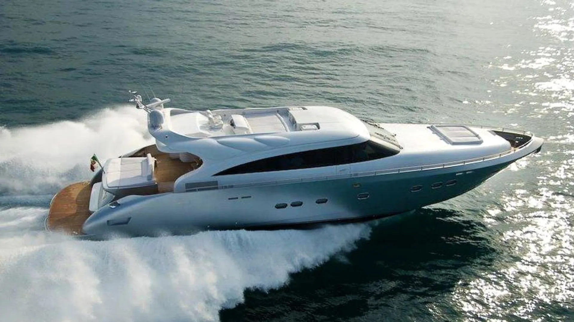 AB fly in Miami Beach, FL — photo 2