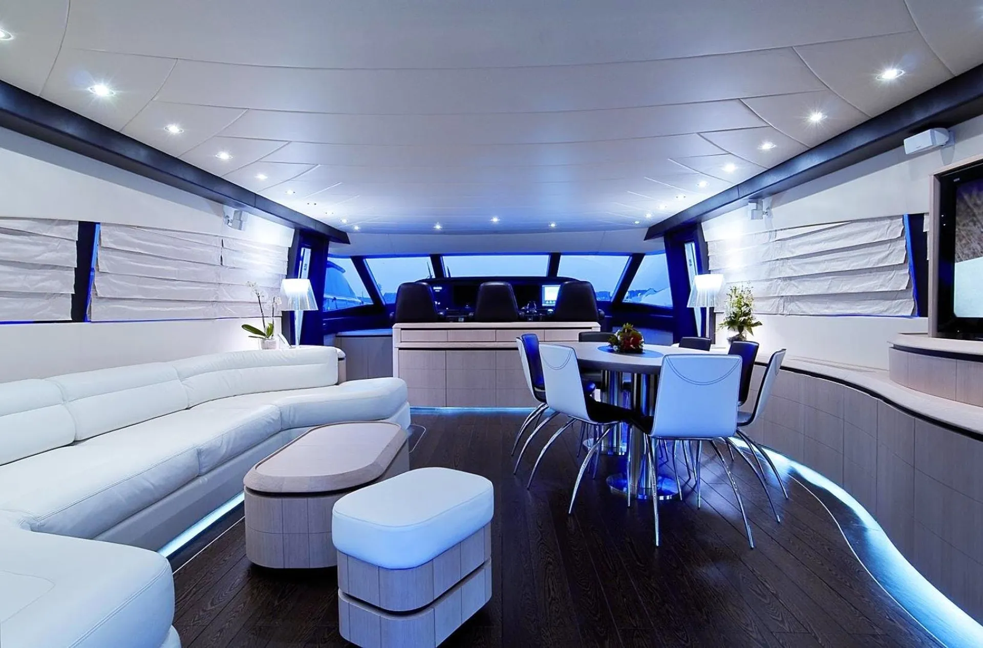 AB fly in Miami Beach, FL — photo 3