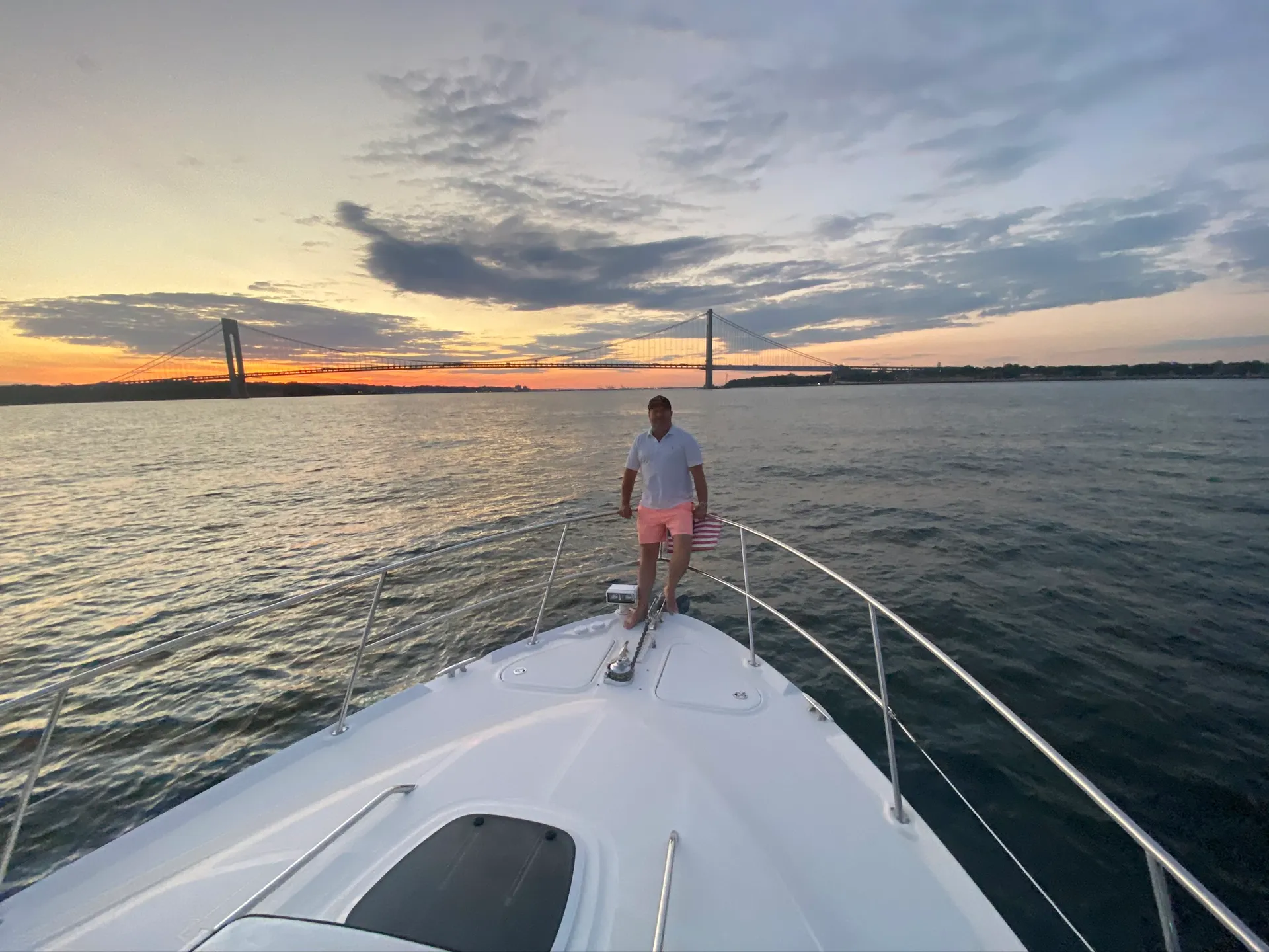 46 foot fully loaded Sea Ray Luxury Yacht. Minutes