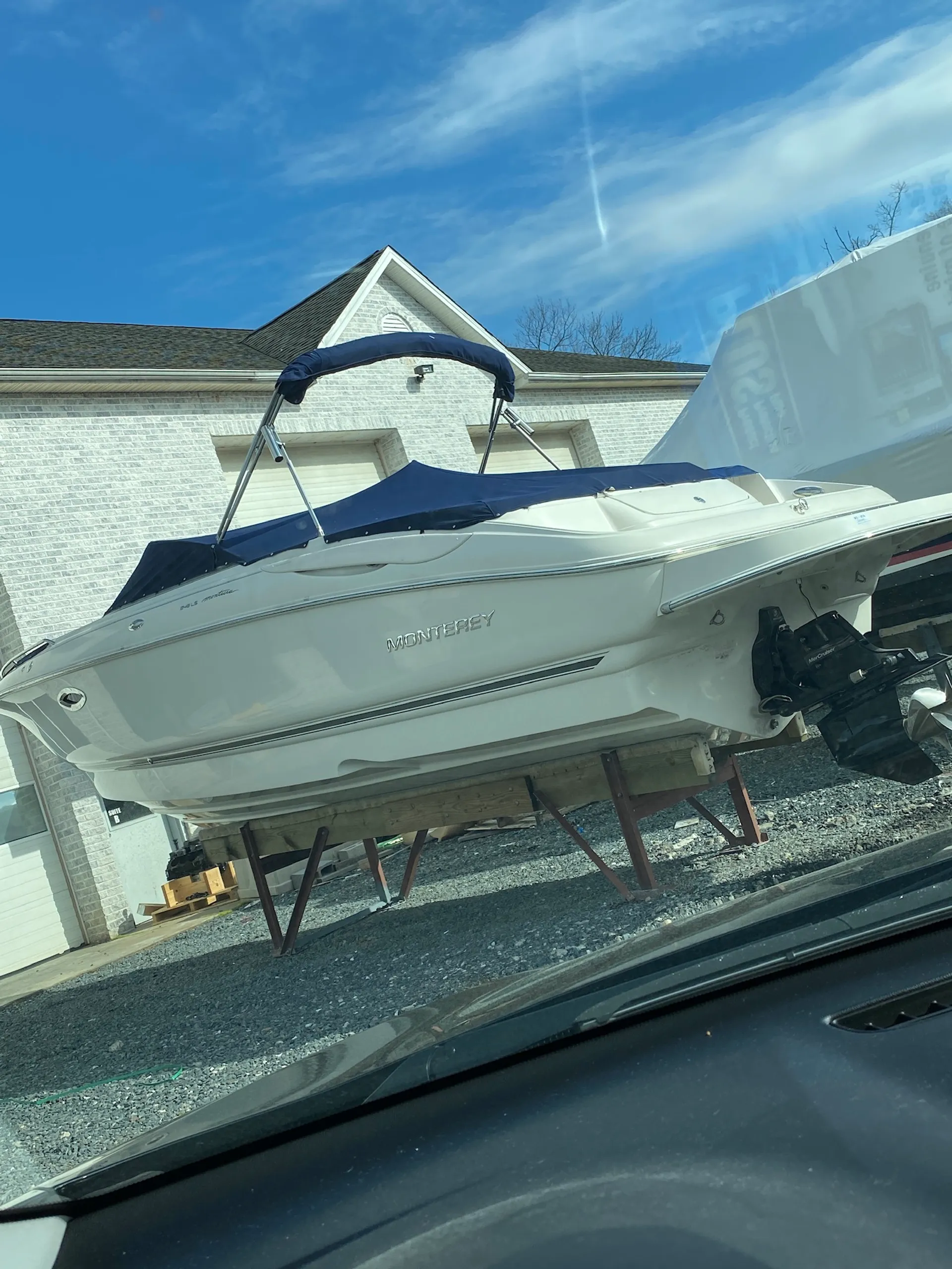 Monterey Boats 248 LS in Middle River, MD — photo 3
