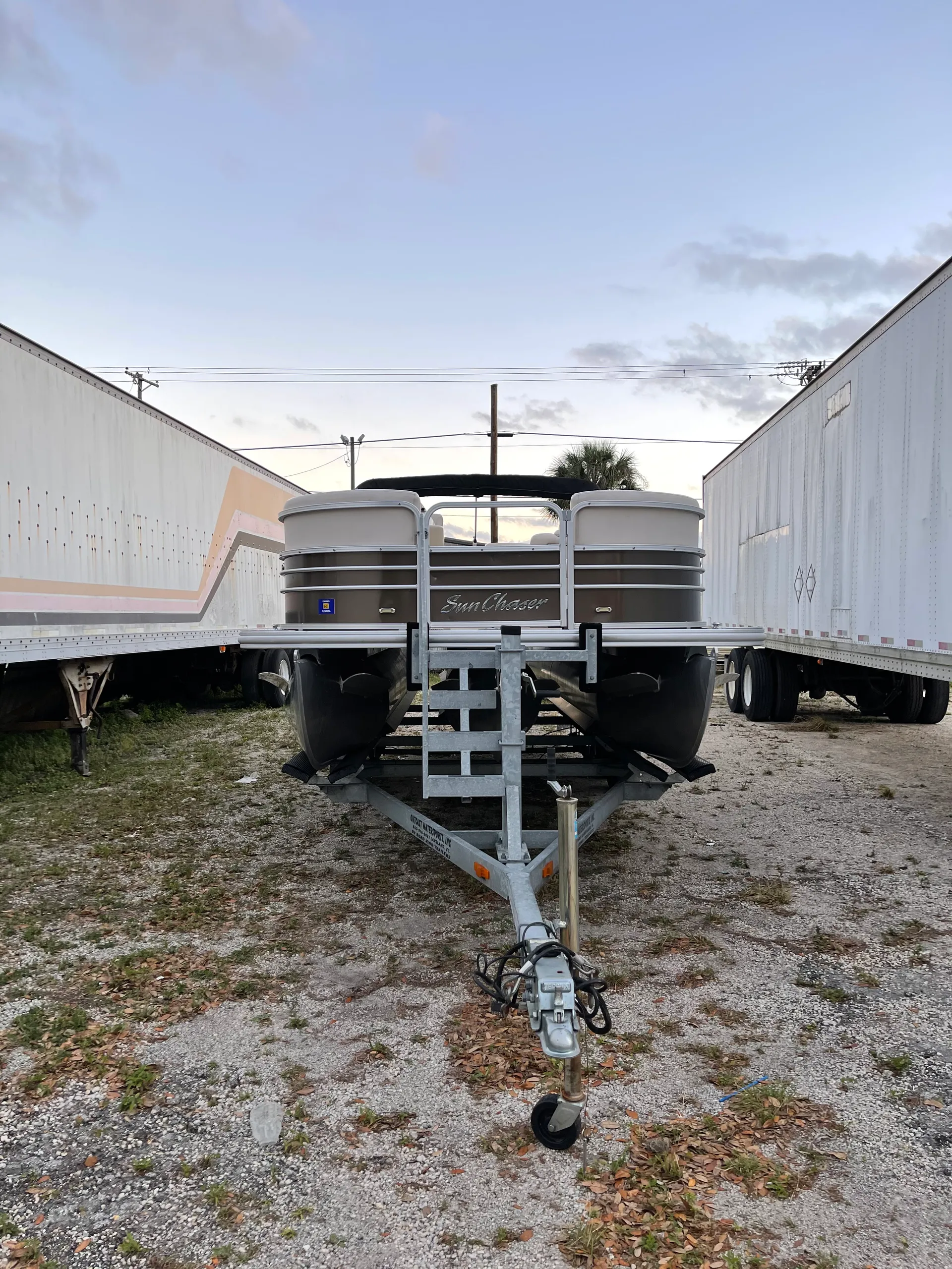 SUNCHASER BY SMOKER CRAFT 8520 CLASSIC CRUISE-N-FISH in Tampa, FL — photo 3