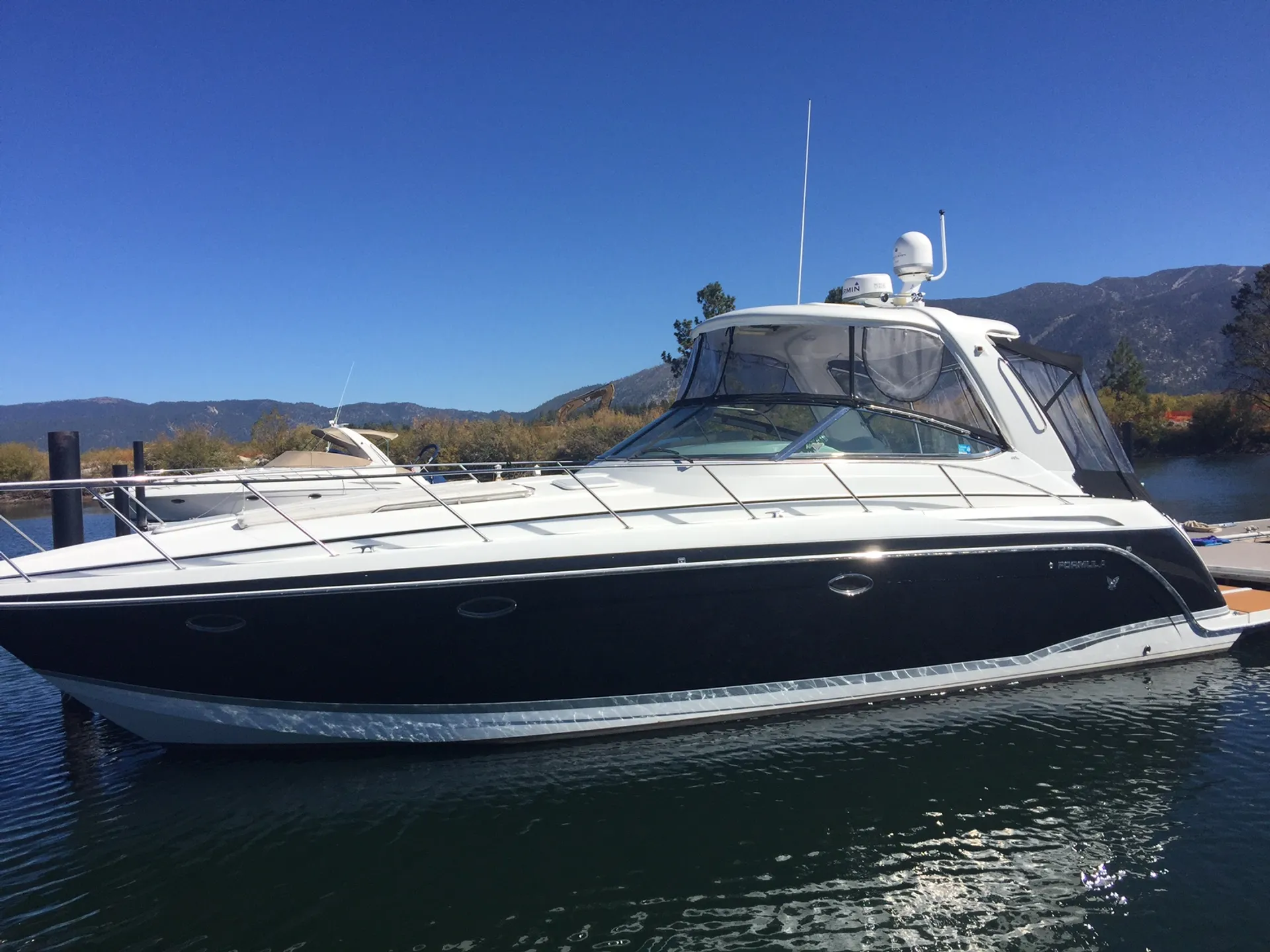FORMULA BY THUNDERBIRD 40 PERFORMANCE CRUISER in South Lake Tahoe, CA — photo 2