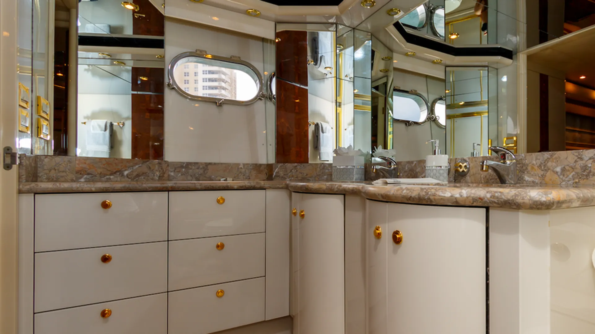 Neptunus Yachts Sedan Motor Yacht  in Pompano Beach, FL — photo 9