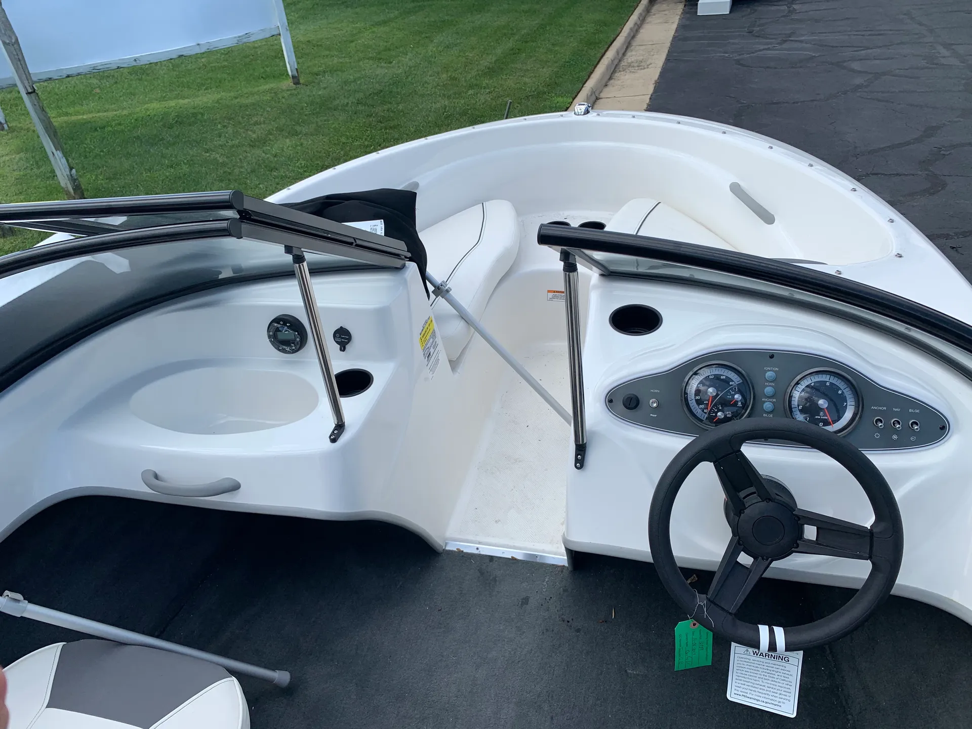 BAYLINER 160 BOWRIDER in Arlington, VA — photo 10