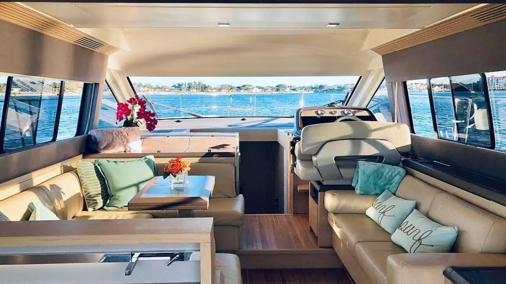 Beneteau USA Monte Carlo 5 in St. Petersburg, FL — photo 4