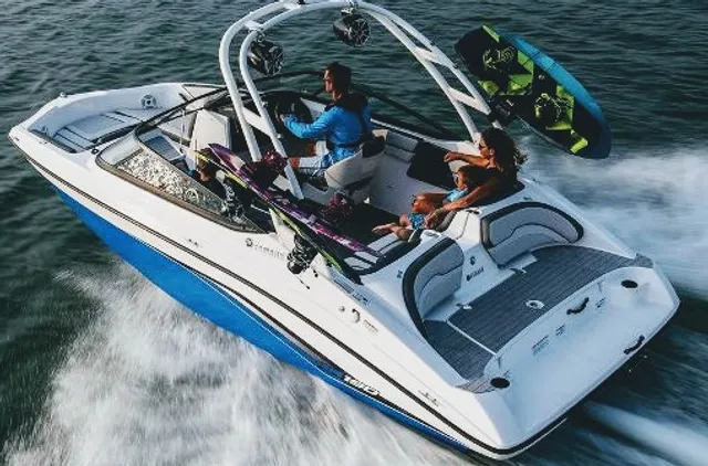 Rent a YAMAHA bow rider in Long Beach, CA near me