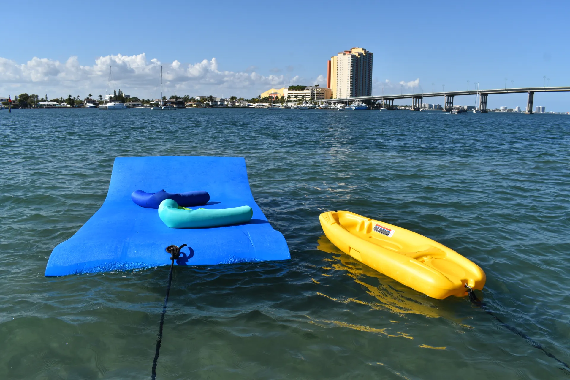 Pro-Line Boats 2810 Walkaround in North Palm Beach, FL — photo 8