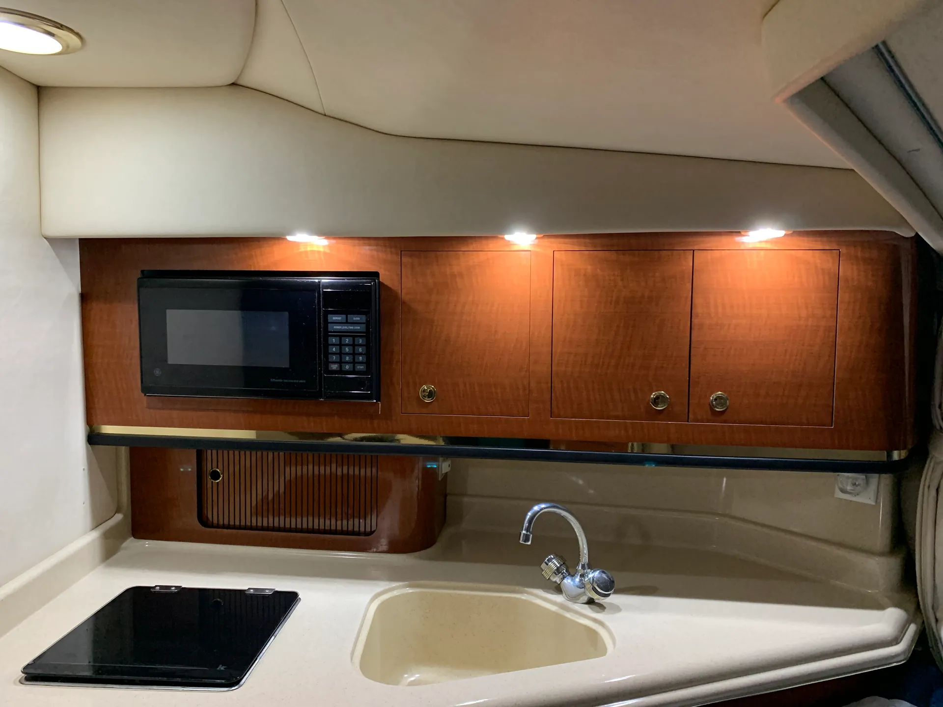 Sea Ray Boats IO1101518 in Miami, FL — photo 5
