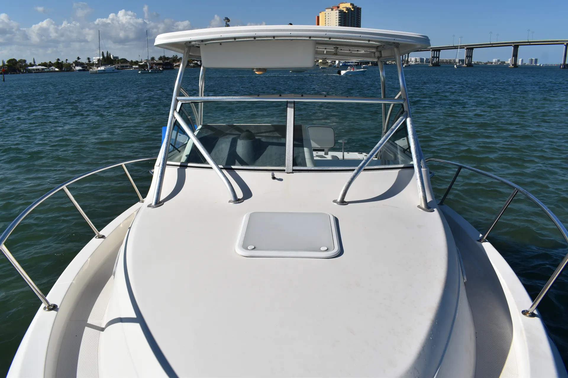 Pro-Line Boats 2810 Walkaround in North Palm Beach, FL — photo 5