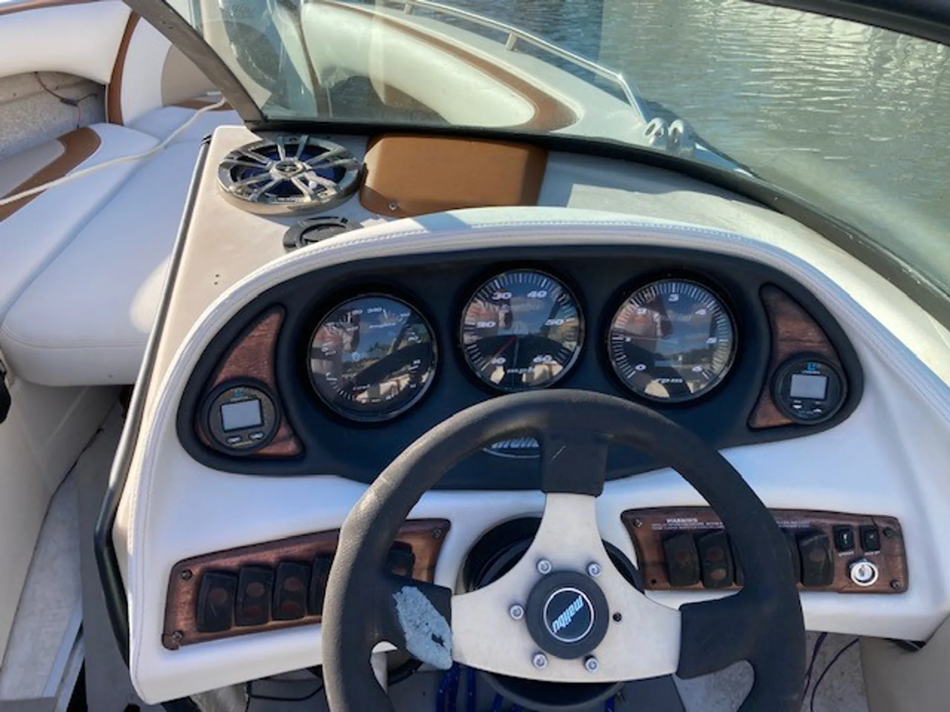 Malibu Boats Sunscape 23 LSV in Delray Beach, FL — photo 2