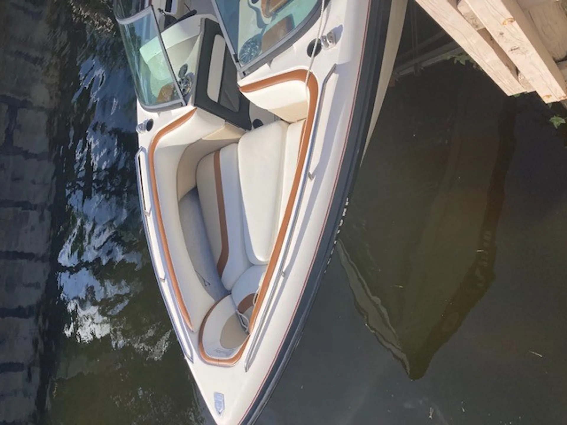 Malibu Boats Sunscape 23 LSV in Delray Beach, FL — photo 3
