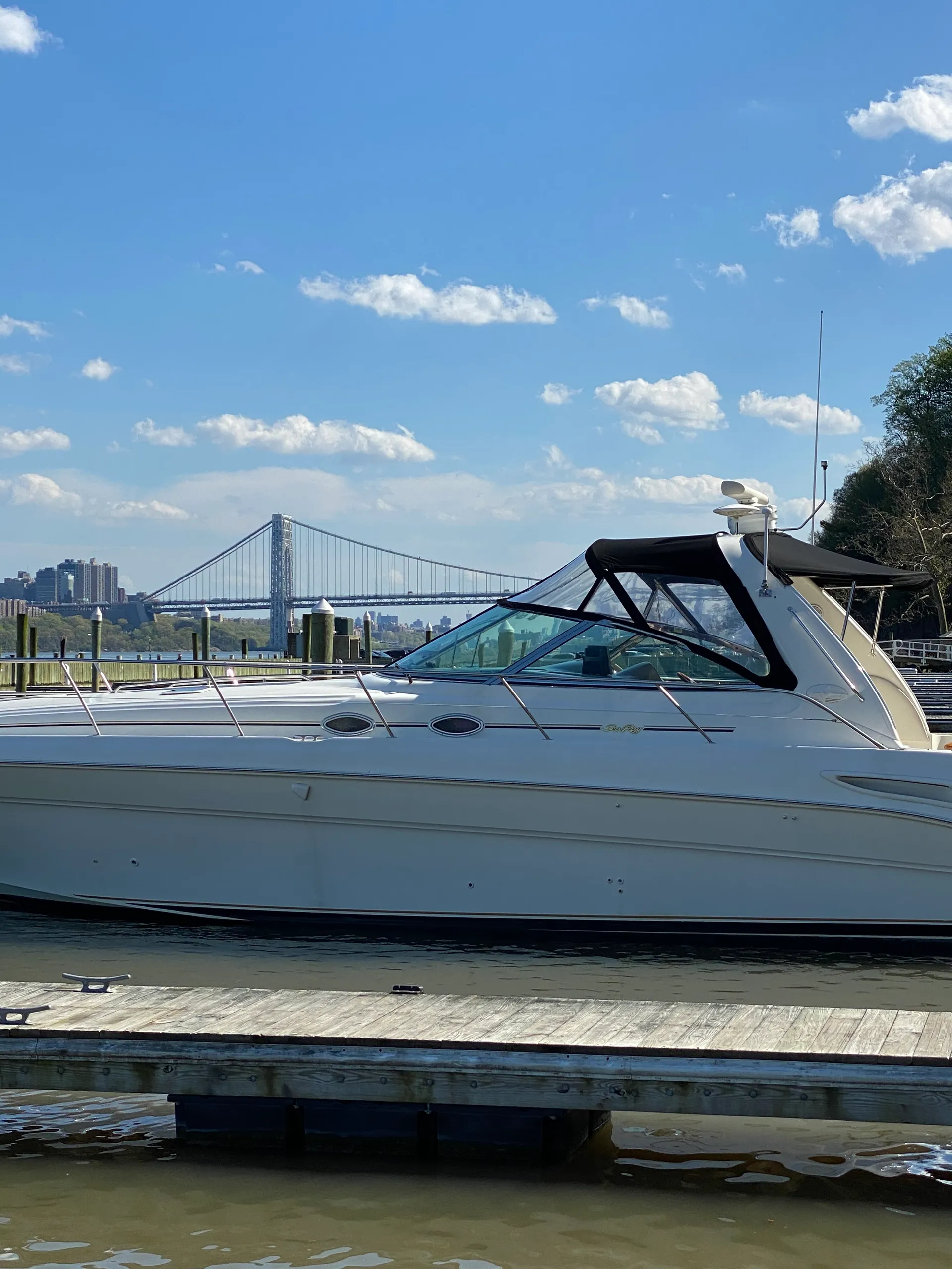 Sea Ray Boats 410 Express Cruiser in ENGLEWD CLFS, NJ — photo 2