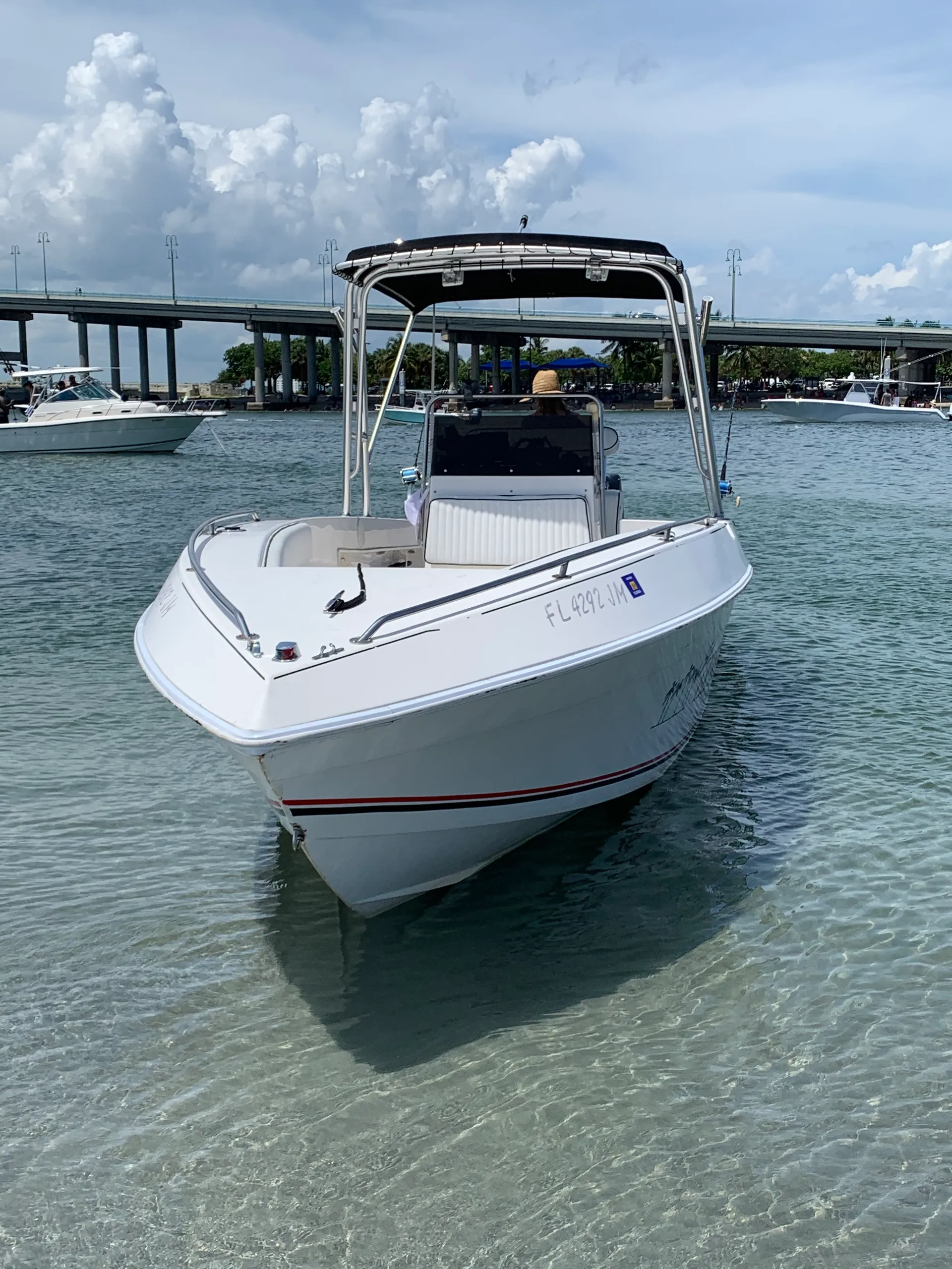 26' Paramount Center Console - Cruise or Fish!