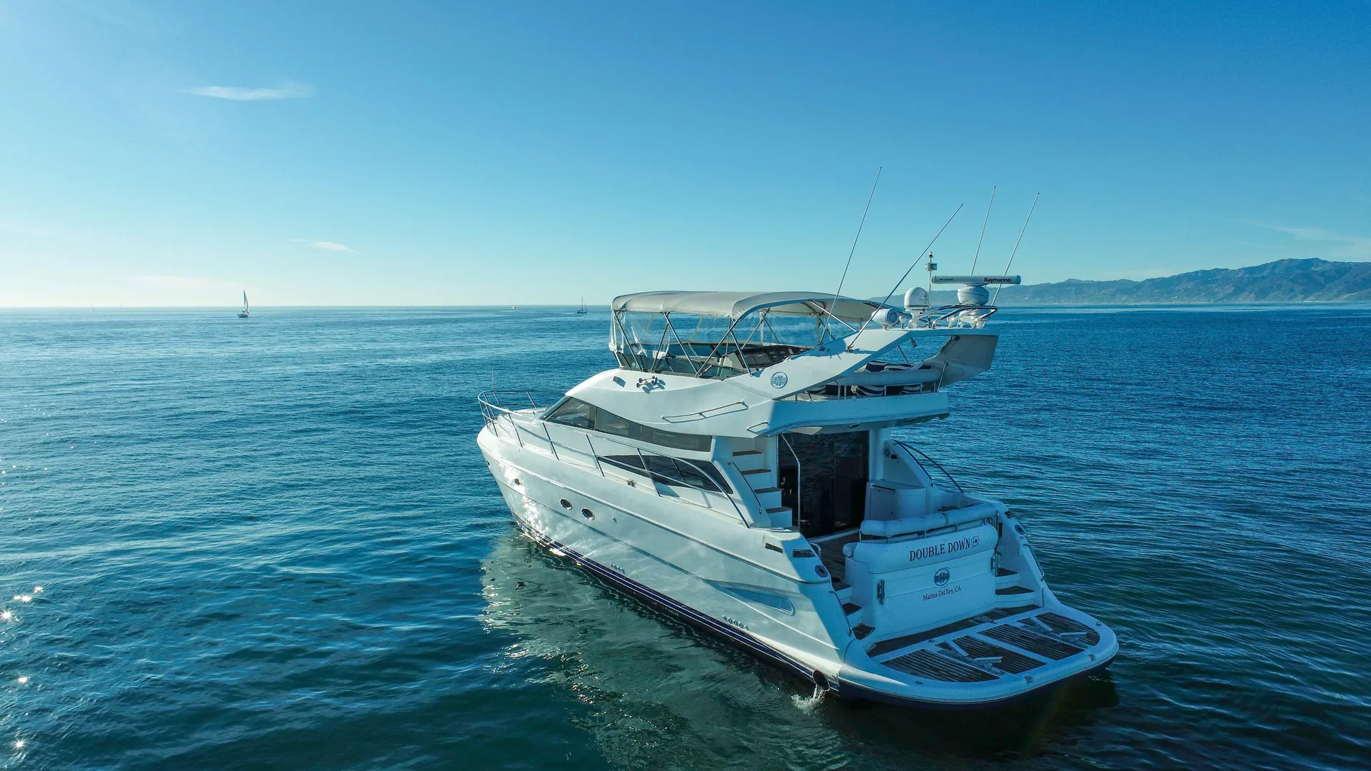 60 feet luxury yacht - Lots of toys 