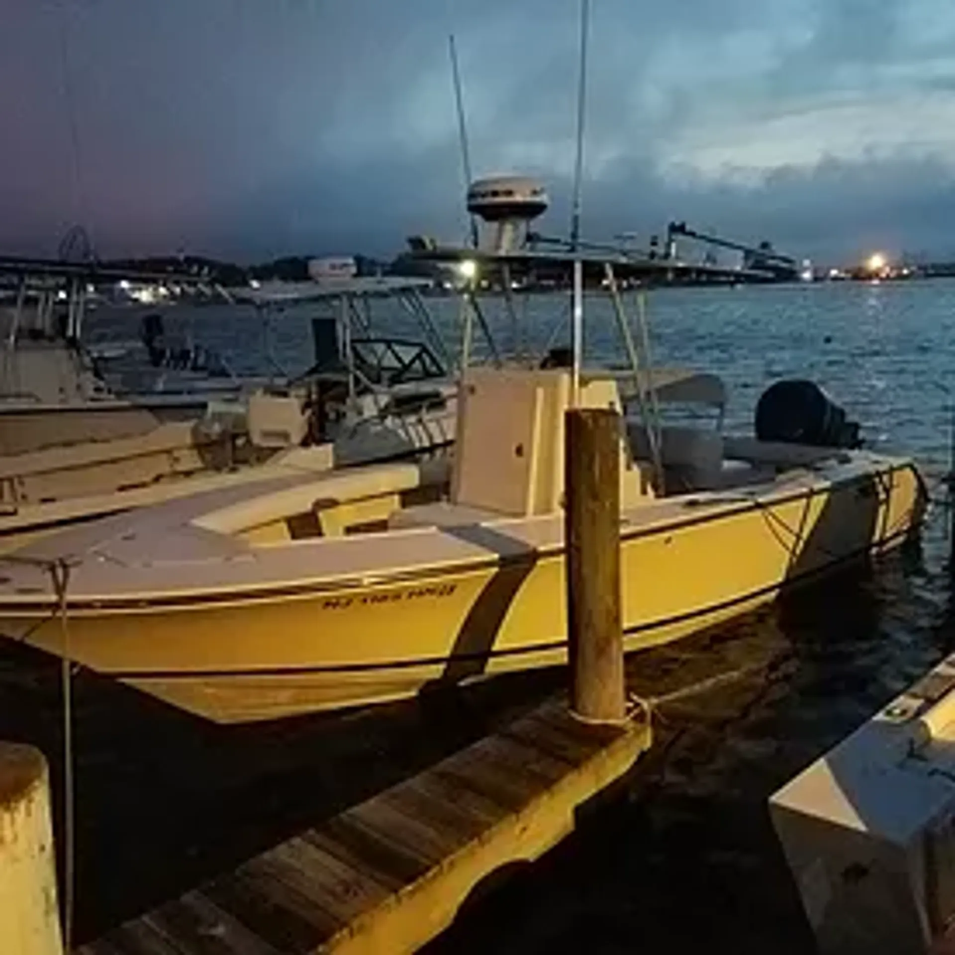 23' Pathfinder Boats for fishing in Montauk, NY!