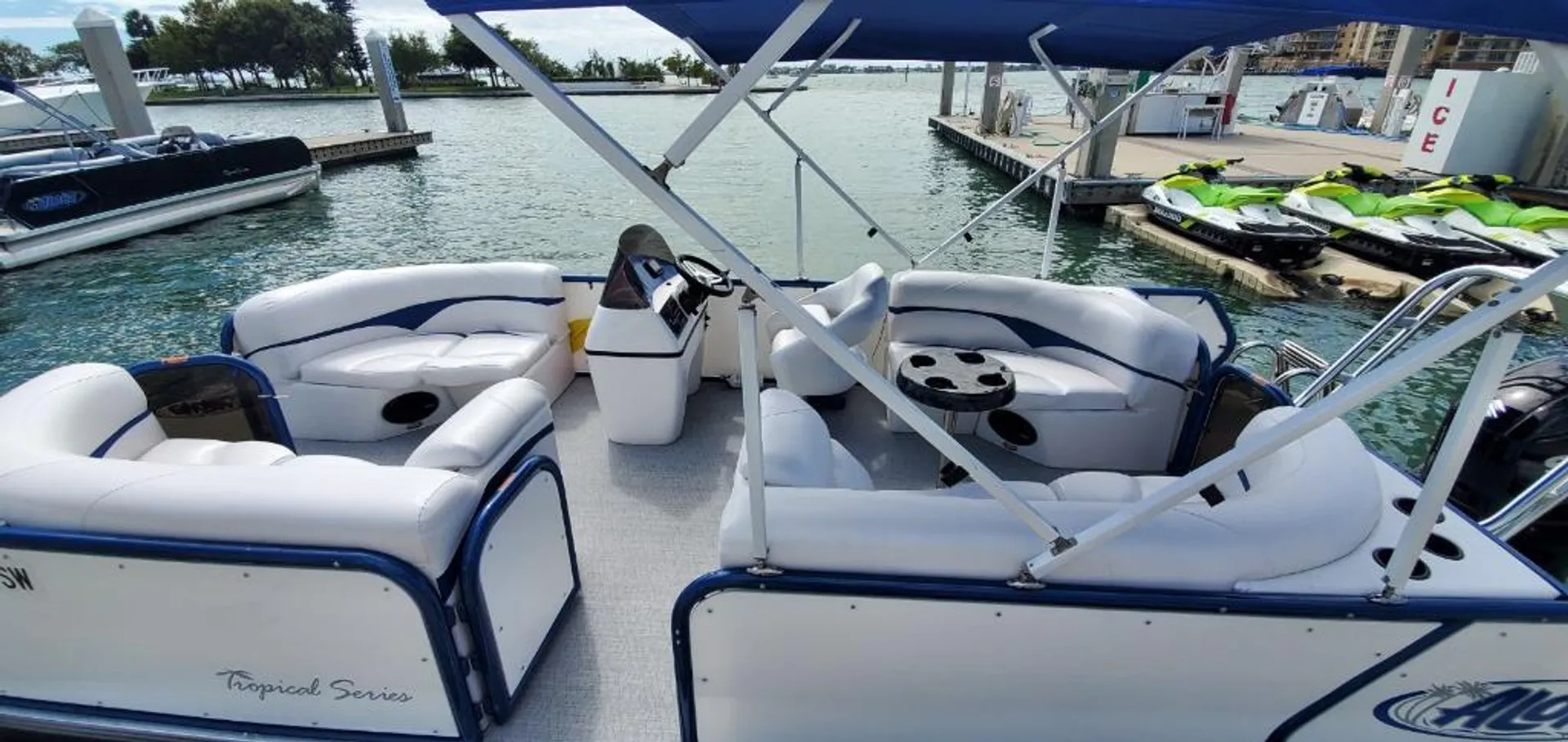 Aloha Tropical 230 in Sarasota, FL — photo 7