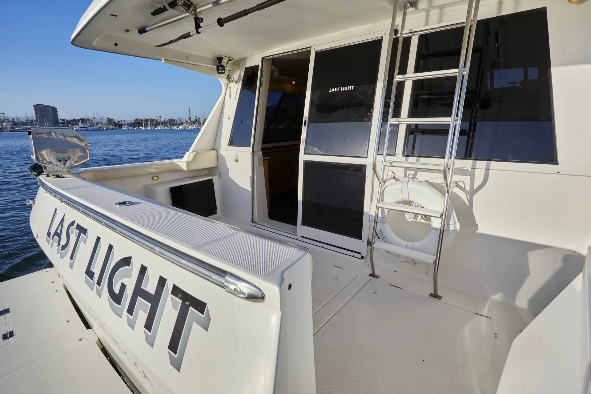 ONE OF A KIND CHARTERS ON THIS 53’ LUXURY YACHT