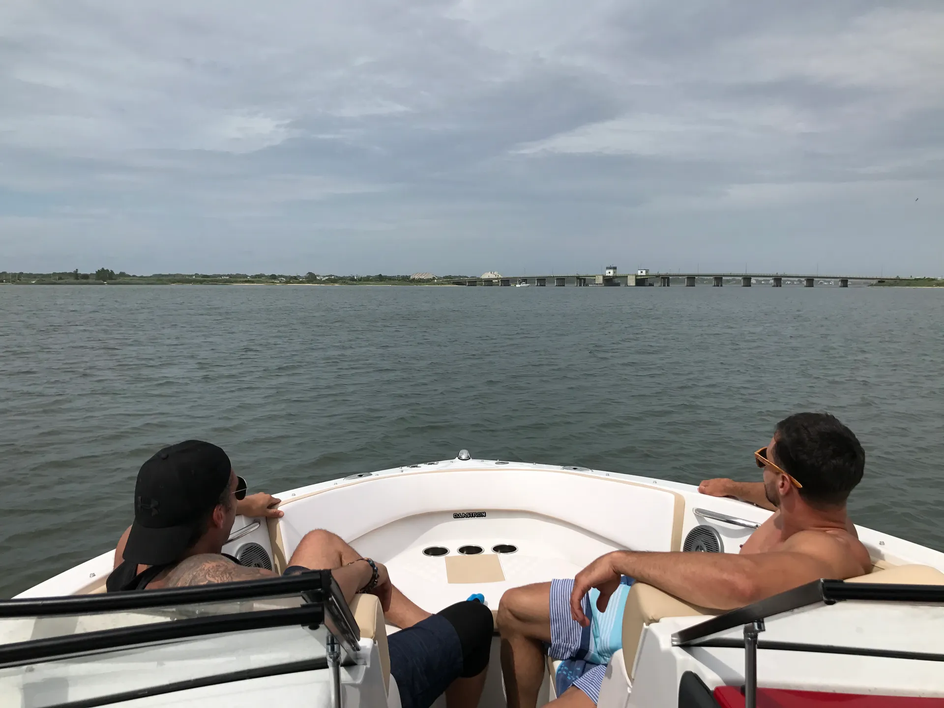 GLASTRON BOATS GT245 MERC W/TRAILER in East Patchogue, NY — photo 3