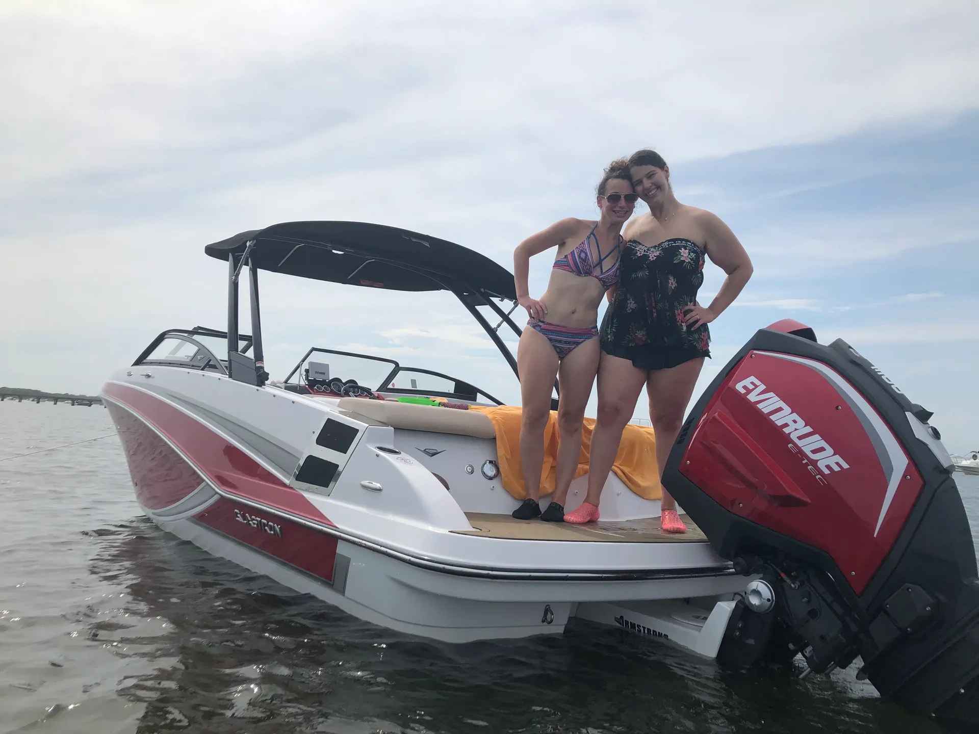 GLASTRON BOATS GT245 MERC W/TRAILER in East Patchogue, NY — photo 2